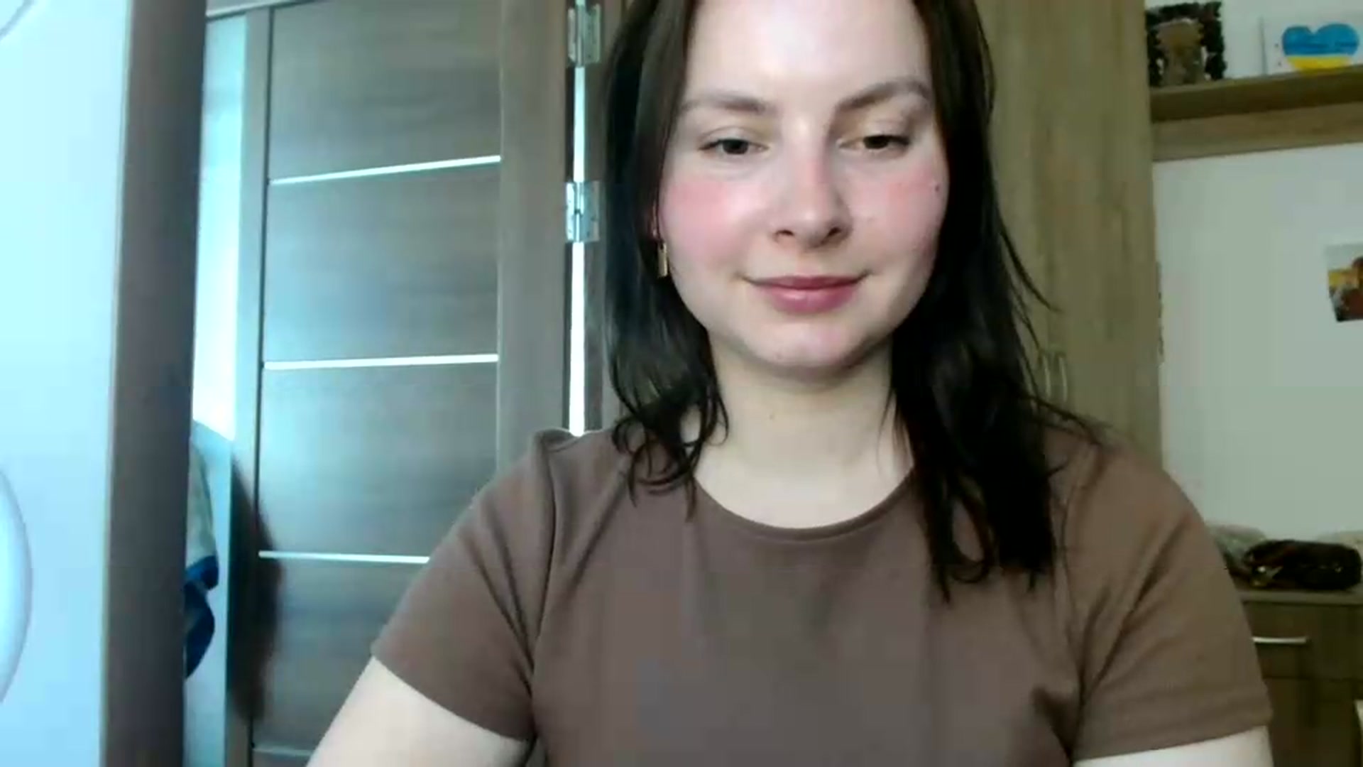Gallery image thumbnail from MisssLove_is's myfreecams stream on, 06/20/2026, 10:07 image 18 of 20