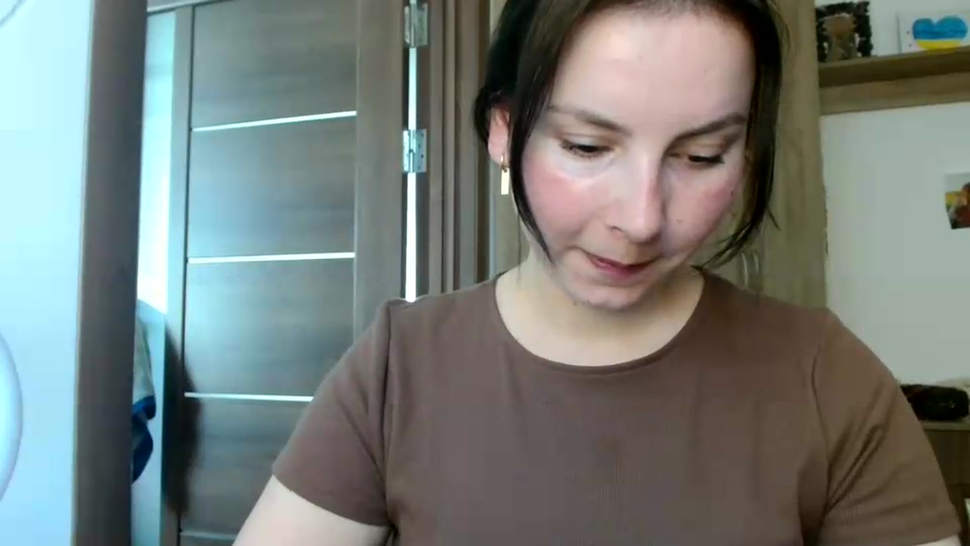 Gallery image thumbnail from MisssLove_is's myfreecams stream on, 06/20/2026, 10:07 image 10 of 20