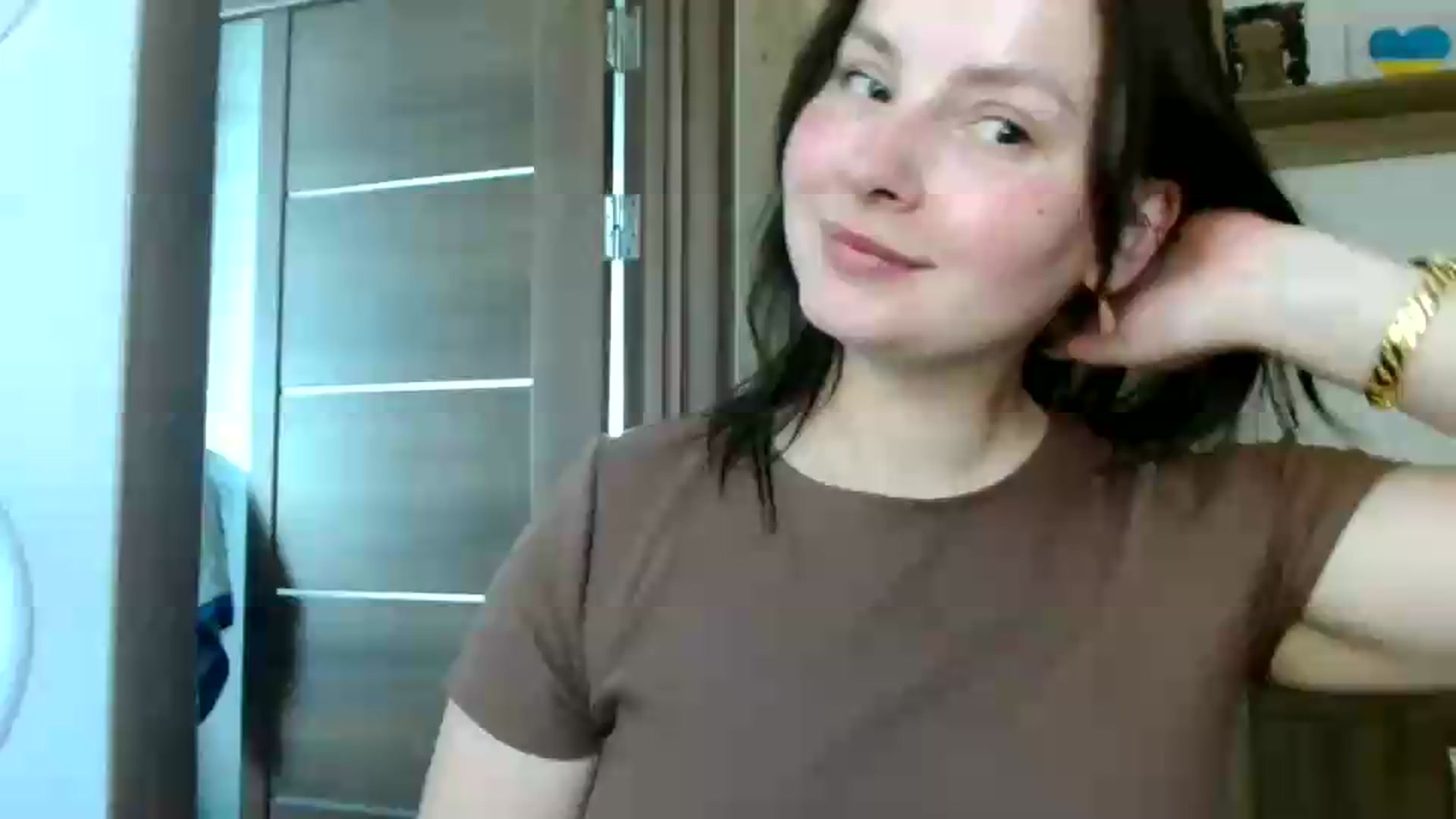 Gallery image thumbnail from MisssLove_is's myfreecams stream on, 06/20/2026, 10:07 image 17 of 20
