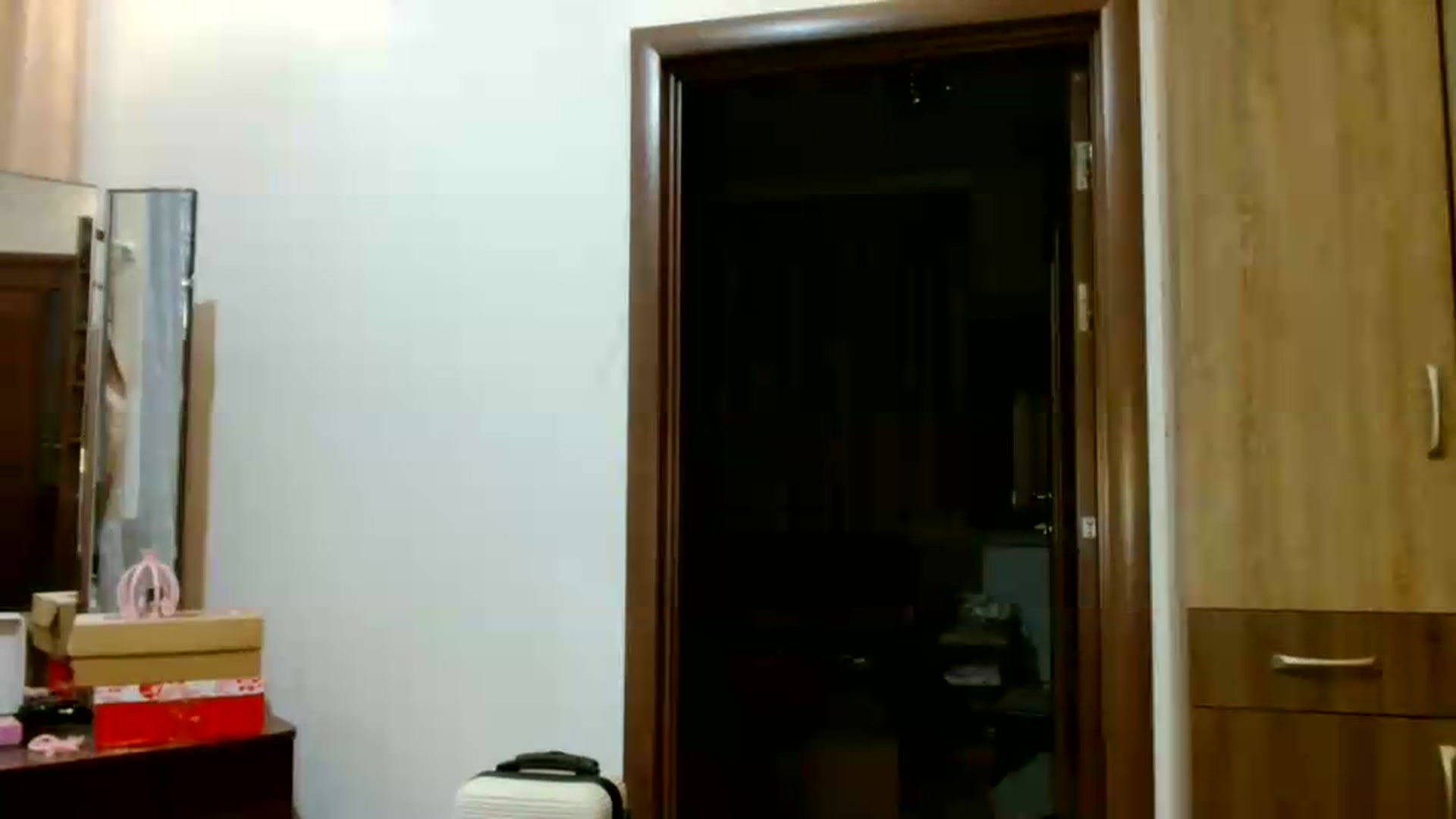 Gallery image thumbnail from MisssLove_is's myfreecams stream on, 07/01/2026, 21:03 image 14 of 20