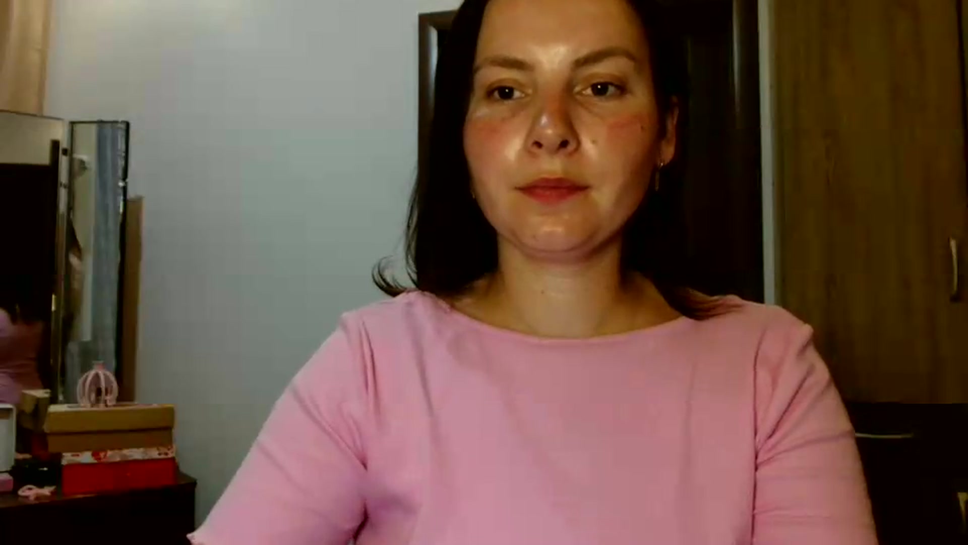 Gallery image thumbnail from MisssLove_is's myfreecams stream on, 07/01/2026, 21:03 image 11 of 20