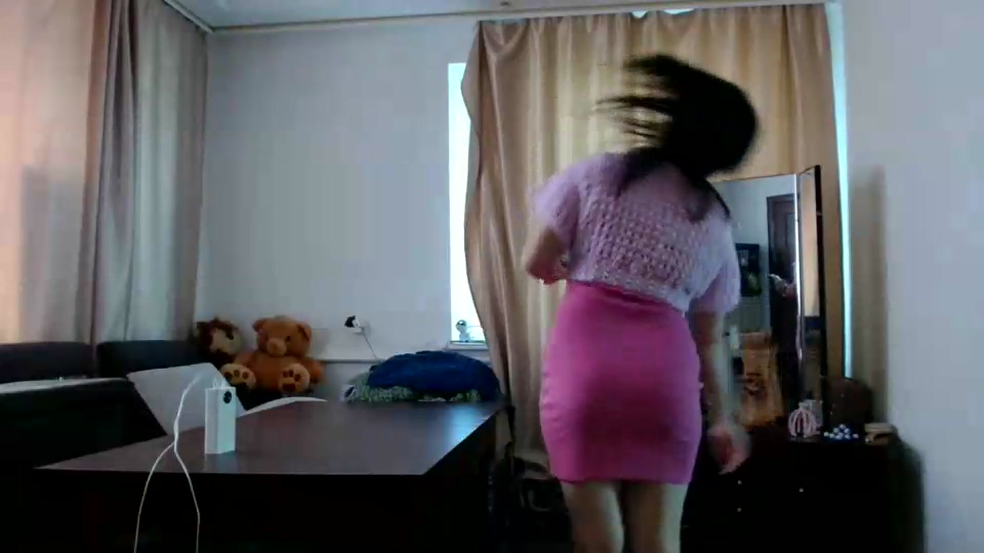 Gallery image thumbnail from MisssLove_is's myfreecams stream on, 07/04/2026, 07:50 image 10 of 20