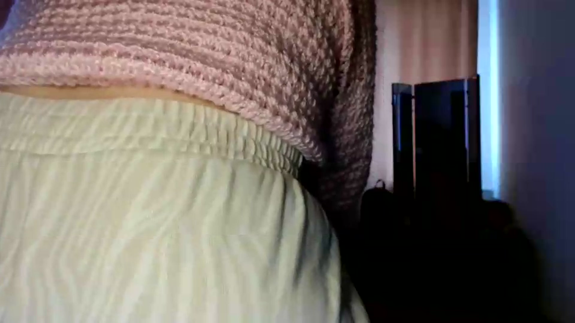 Gallery image thumbnail from MisssLove_is's myfreecams stream on, 07/04/2026, 14:20 image 4 of 20