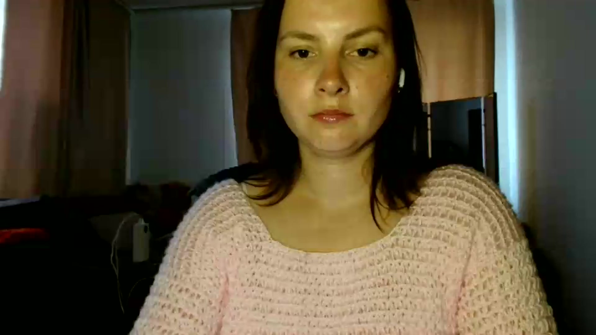 Gallery image thumbnail from MisssLove_is's myfreecams stream on, 07/04/2026, 14:20 image 17 of 20