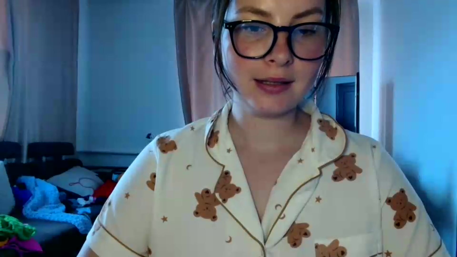 Gallery image thumbnail from MisssLove_is's myfreecams stream on, 07/22/2026, 10:20 image 12 of 20