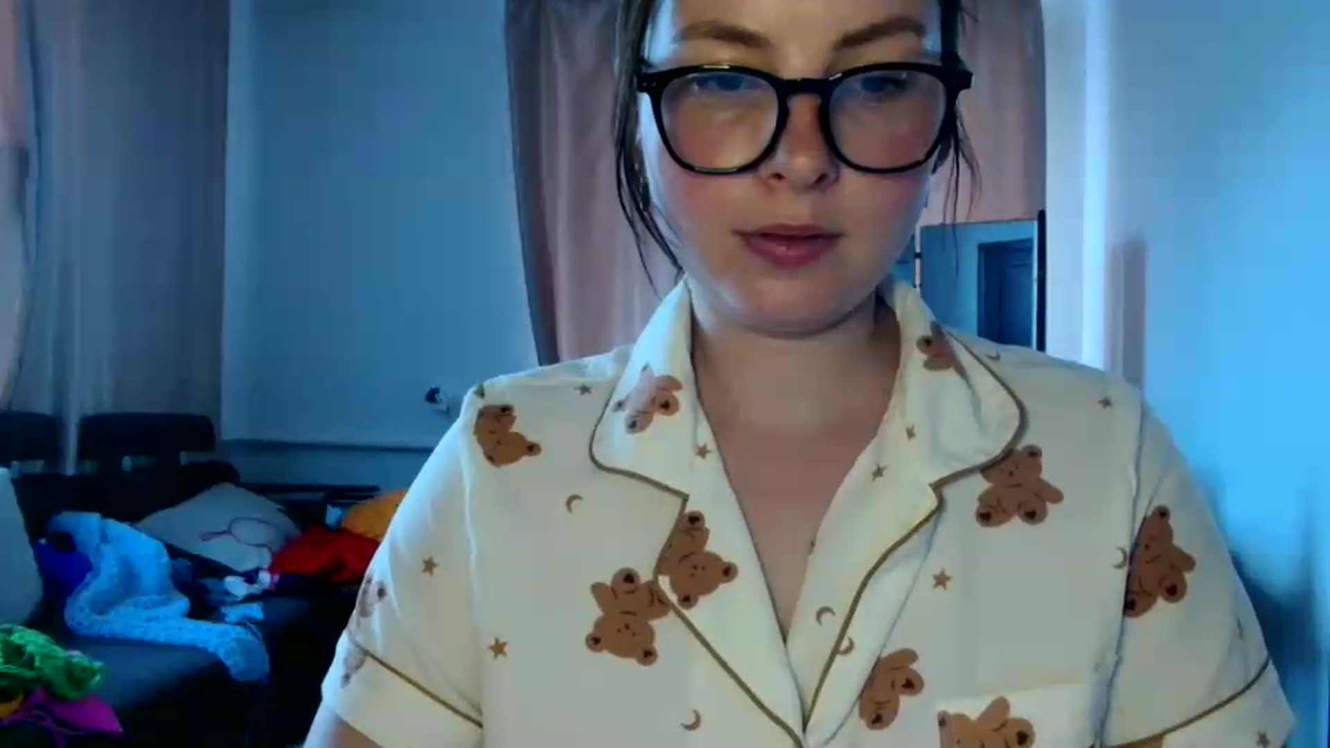 Gallery image thumbnail from MisssLove_is's myfreecams stream on, 07/22/2026, 10:20 image 14 of 20