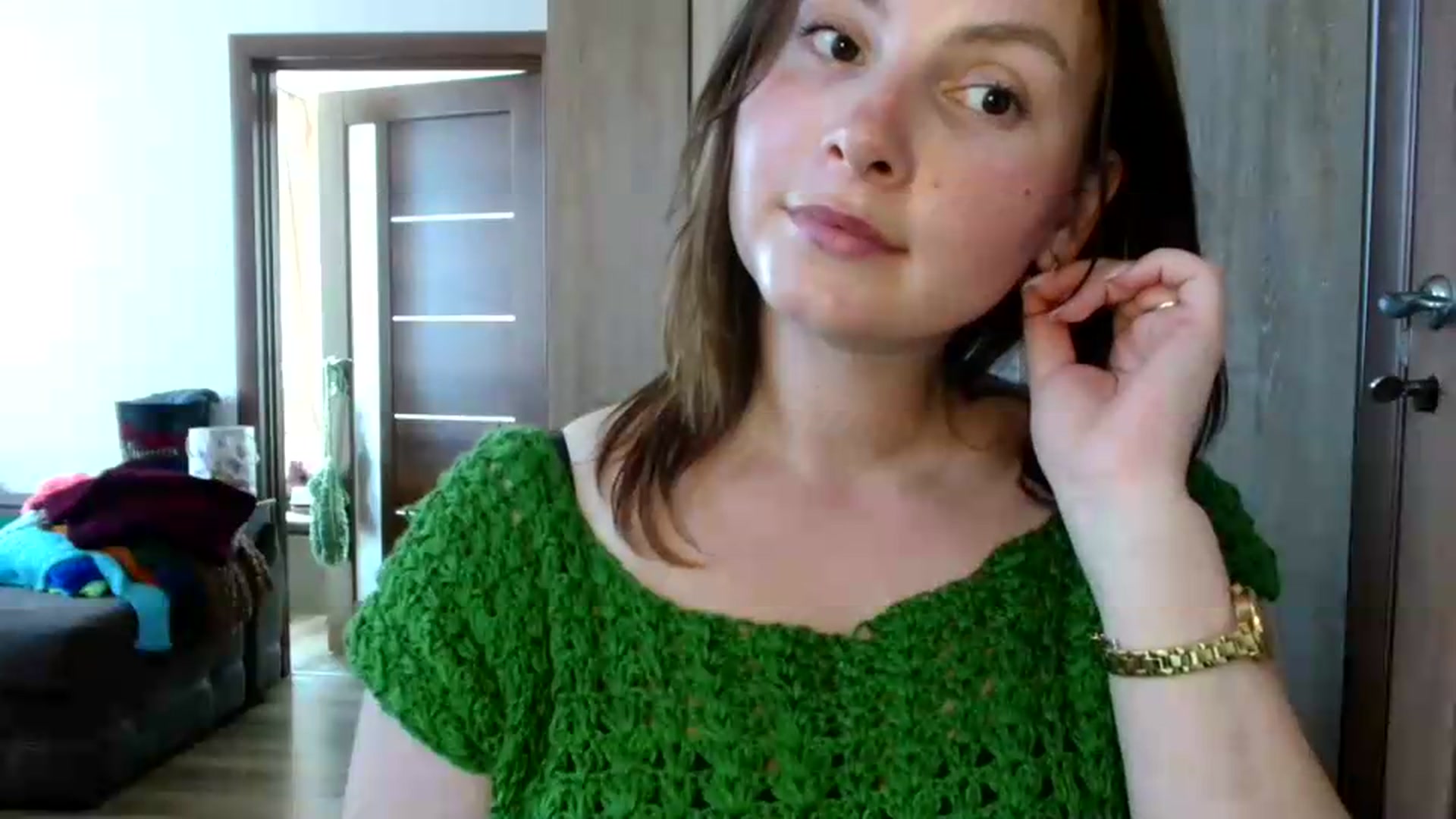 Gallery image thumbnail from MisssLove_is's myfreecams stream on, 08/08/2026, 16:21 image 4 of 20