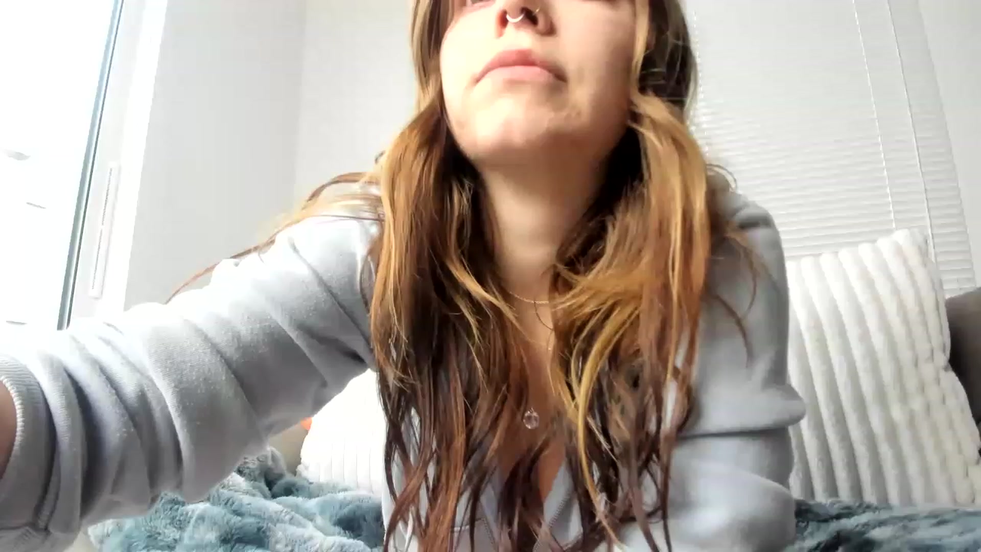 Gallery image thumbnail from MisssMolly420's myfreecams stream on, 01/01/2023, 18:58 image 2 of 20