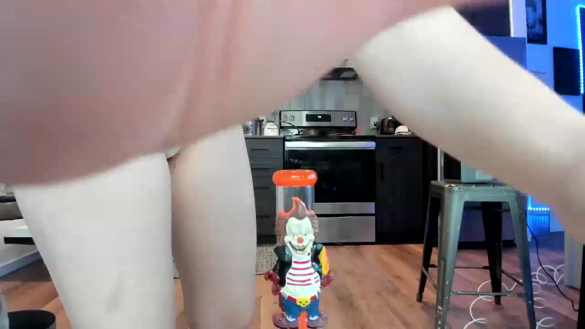 Gallery image thumbnail from MisssMolly420's myfreecams stream on, 01/21/2023, 20:48 image 17 of 20