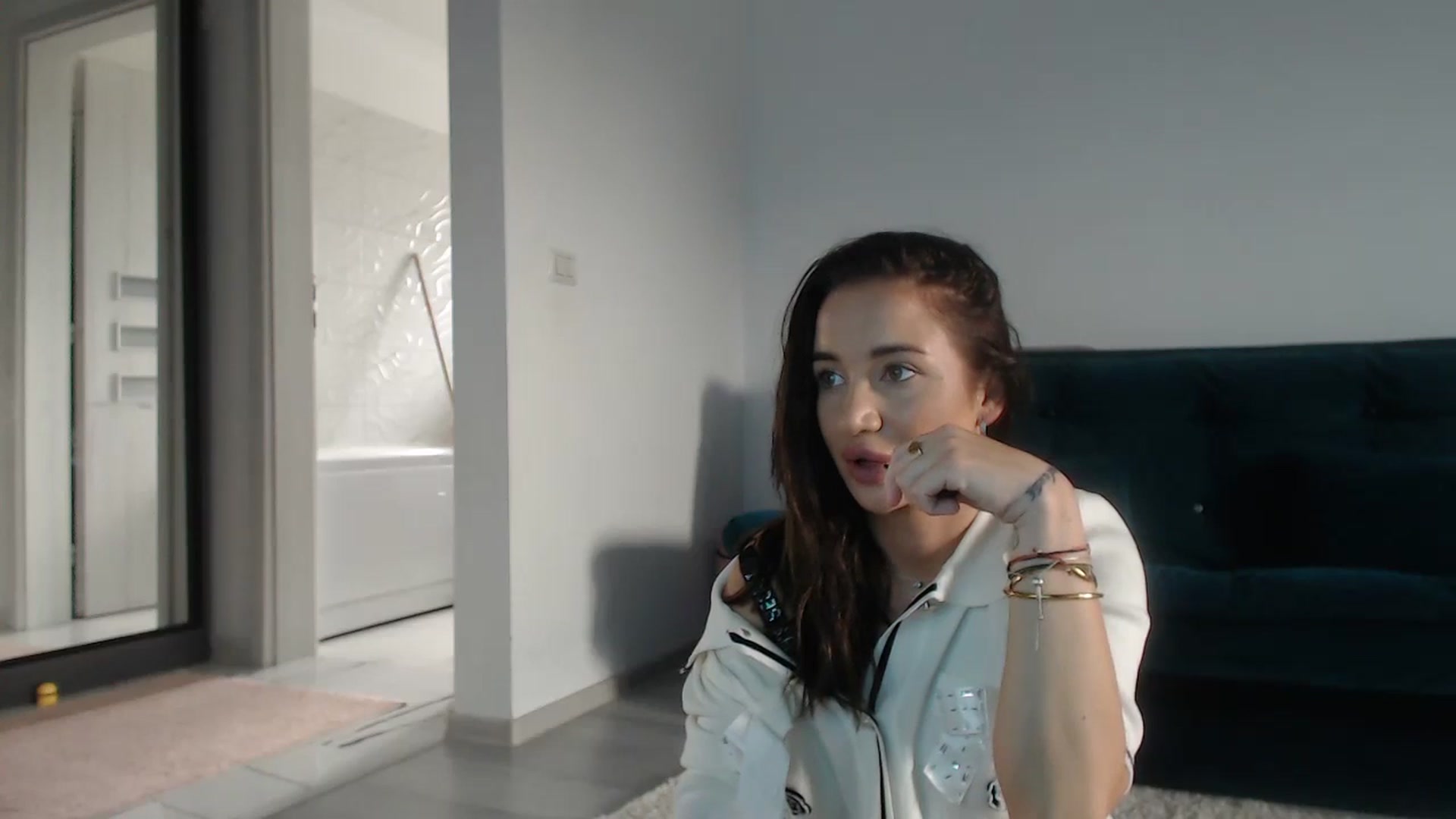 Gallery image thumbnail from Missshaziram's myfreecams stream on, 07/21/2024, 12:46 image 5 of 20