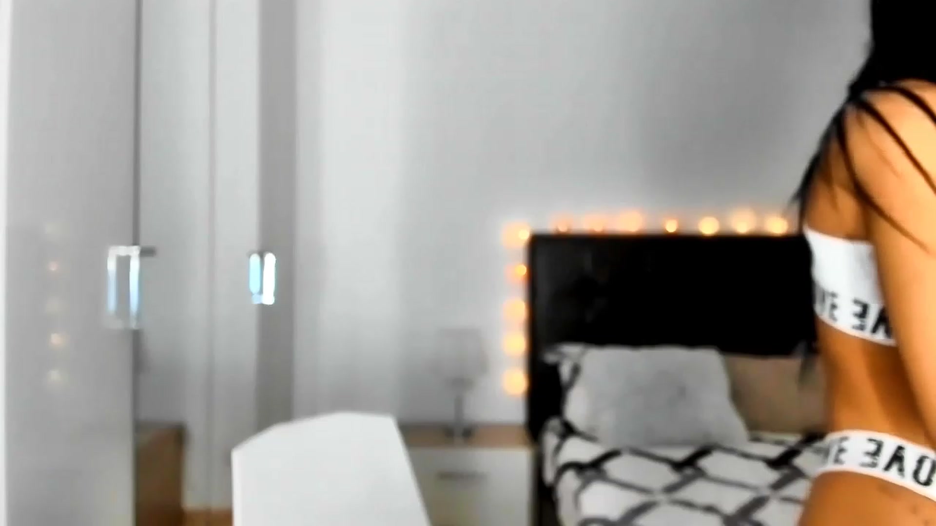 Gallery image thumbnail from Misssophiex's myfreecams stream on, 11/23/2022, 23:37 image 10 of 20