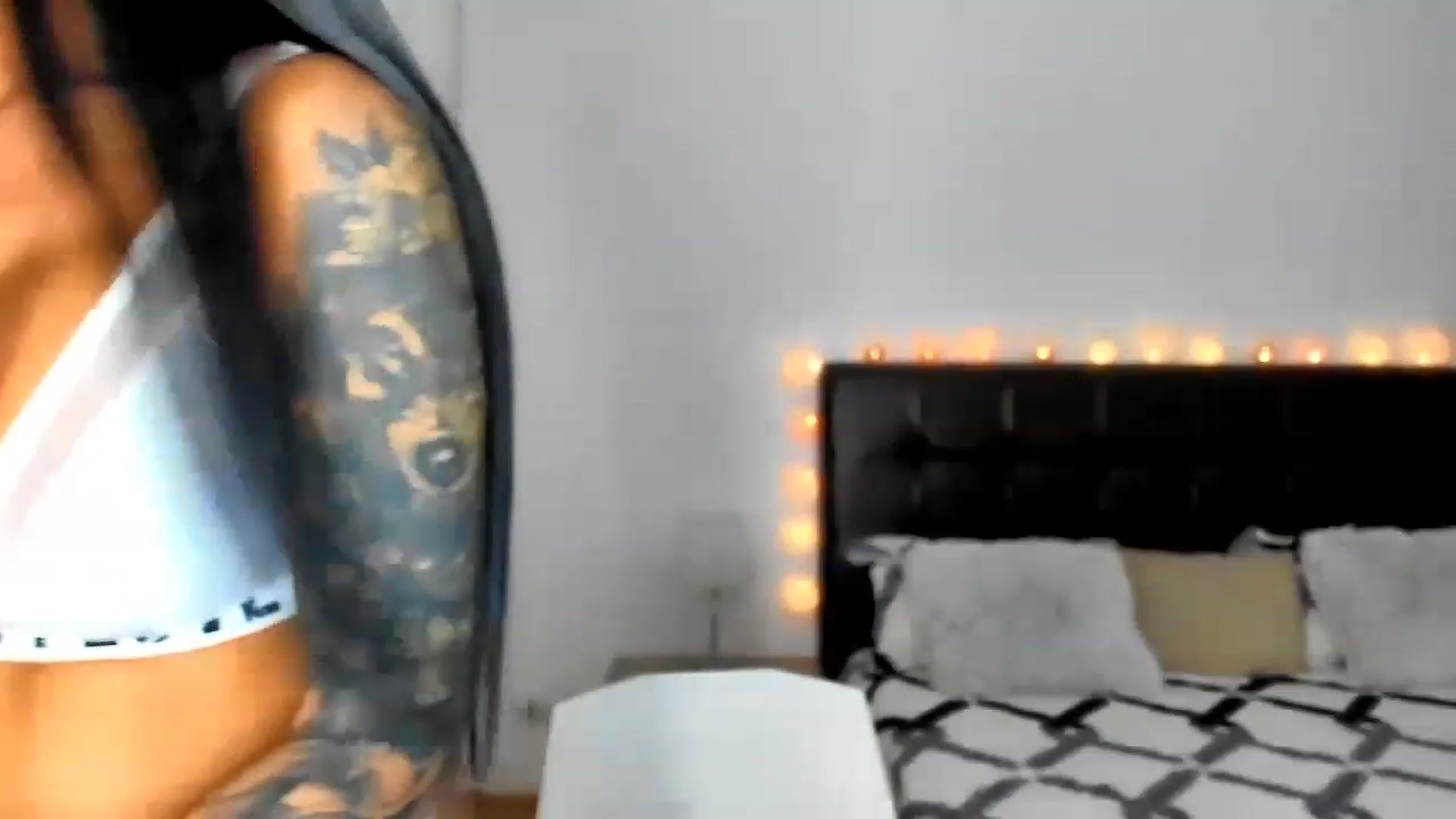 Gallery image thumbnail from Misssophiex's myfreecams stream on, 11/23/2022, 23:37 image 12 of 20