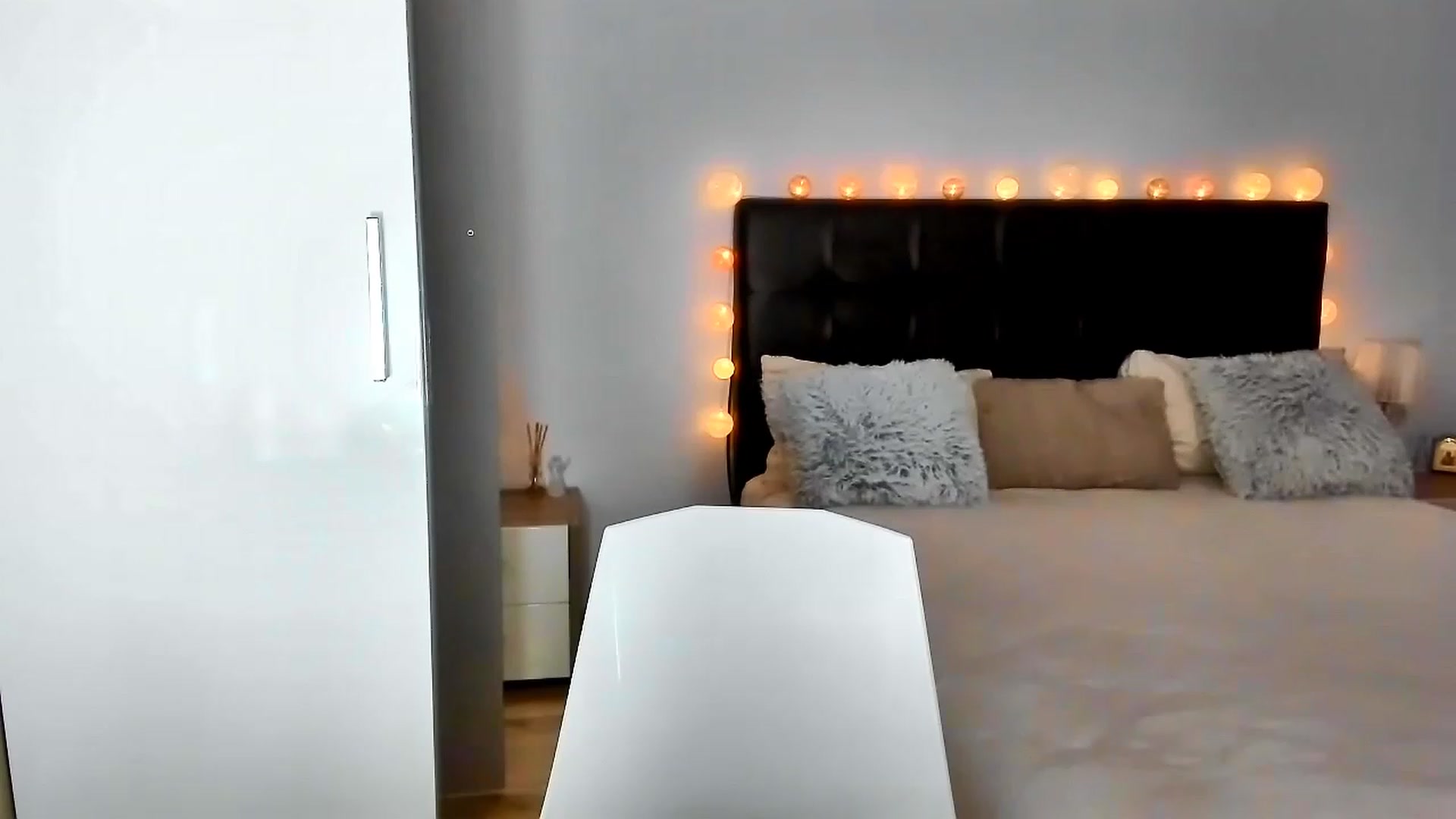 Gallery image thumbnail from Misssophiex's myfreecams stream on, 12/30/2022, 15:43 image 8 of 20