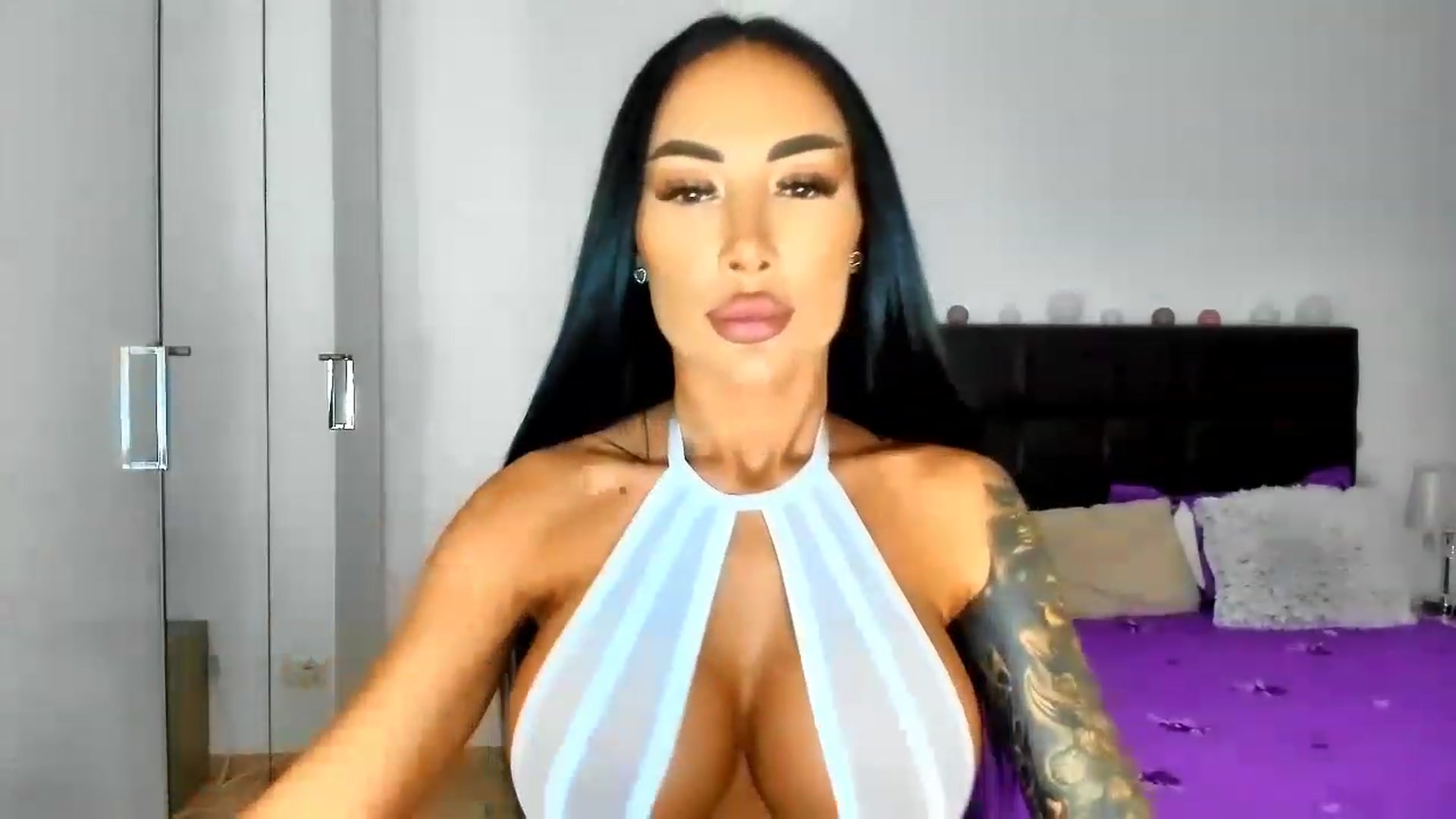Gallery image thumbnail from Misssophiex's myfreecams stream on, 02/03/2023, 16:46 image 9 of 20