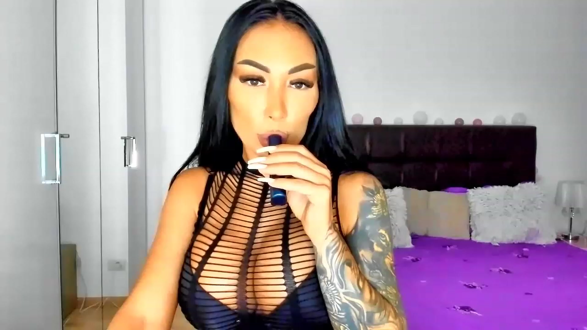 Gallery image thumbnail from Misssophiex's myfreecams stream on, 02/04/2023, 20:24 image 6 of 20