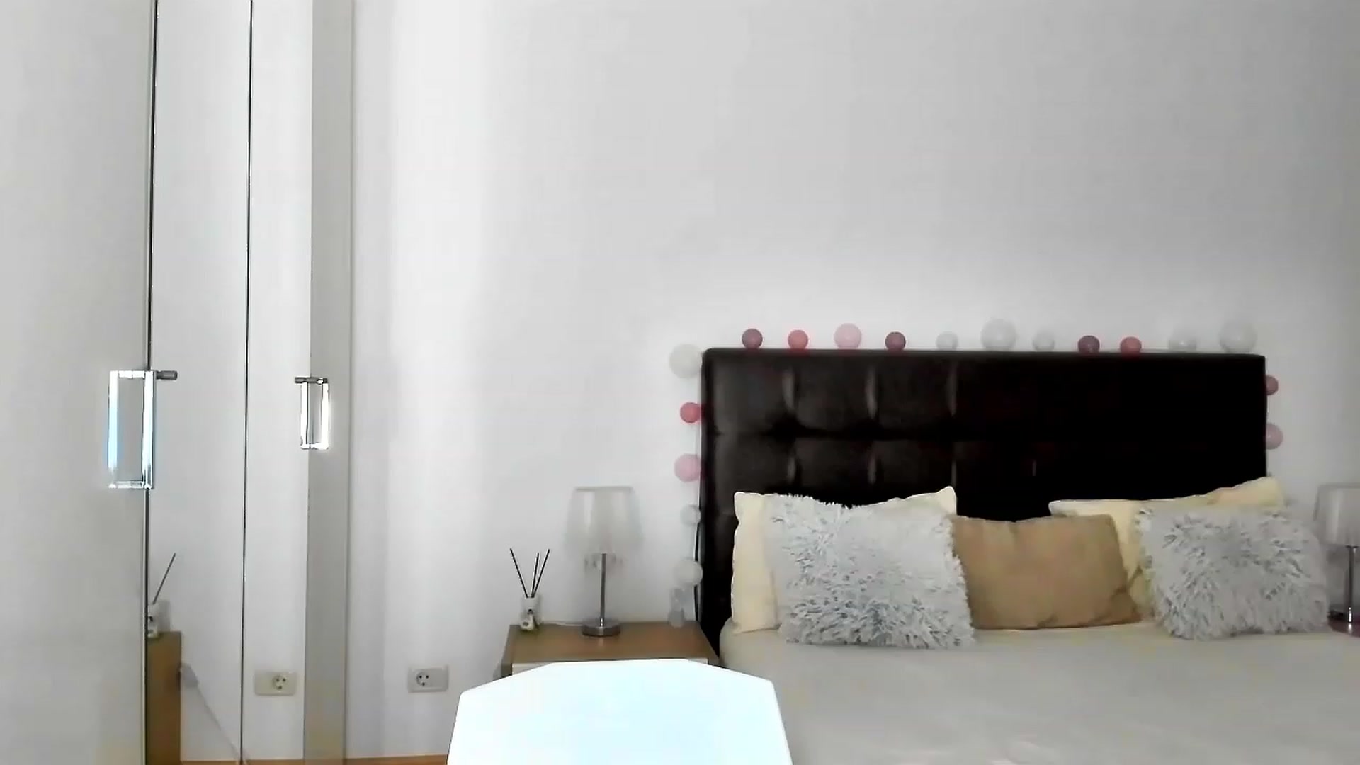 Gallery image thumbnail from Misssophiex's myfreecams stream on, 02/19/2023, 17:12 image 17 of 20