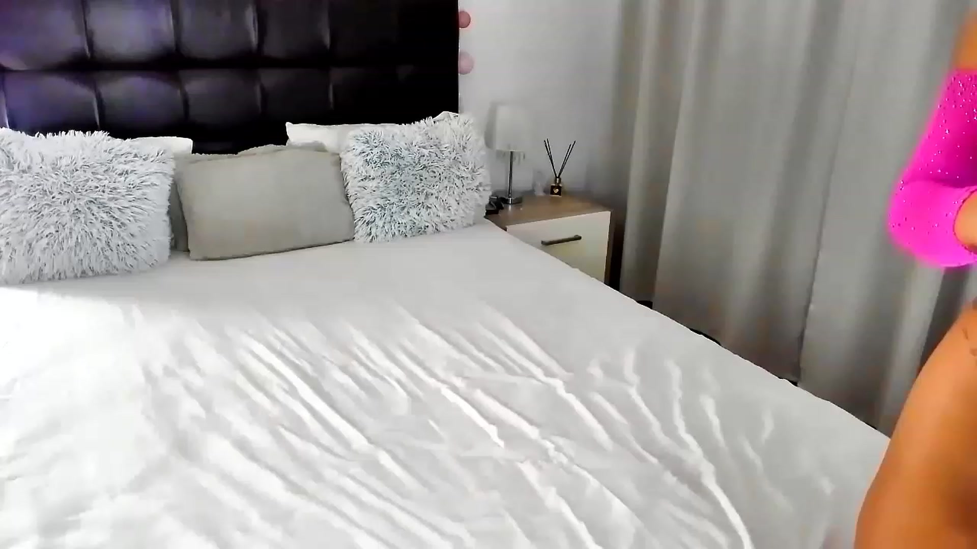 Gallery image thumbnail from Misssophiex's myfreecams stream on, 02/26/2023, 17:17 image 14 of 20