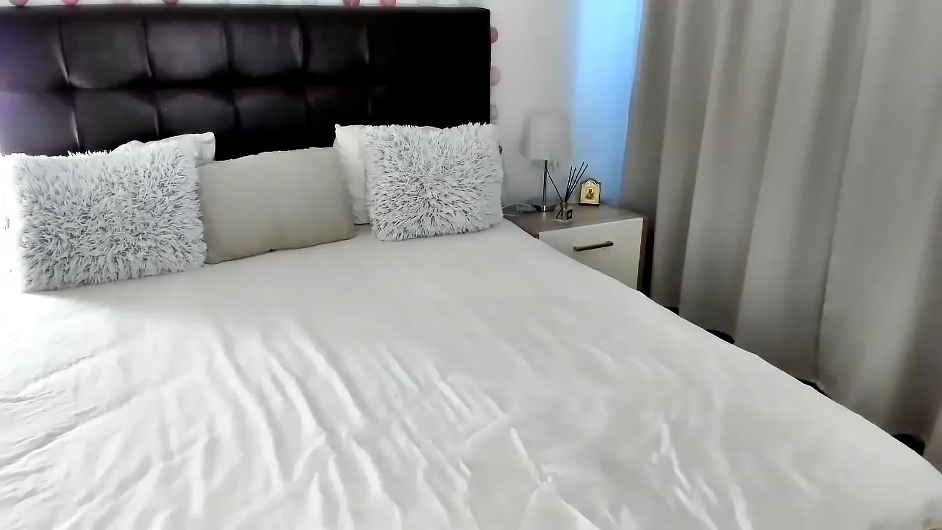 Gallery image thumbnail from Misssophiex's myfreecams stream on, 02/27/2023, 16:22 image 12 of 20