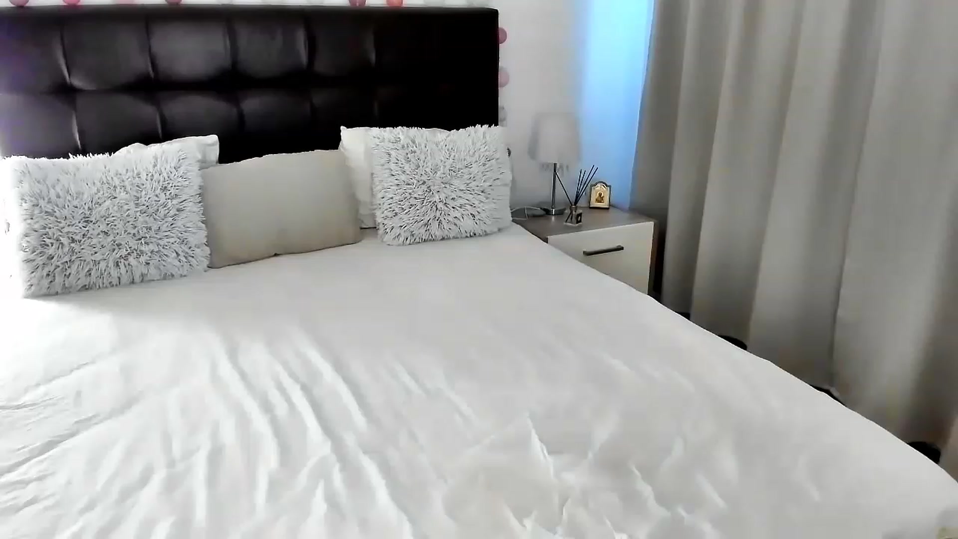 Gallery image thumbnail from Misssophiex's myfreecams stream on, 02/27/2023, 16:22 image 10 of 20