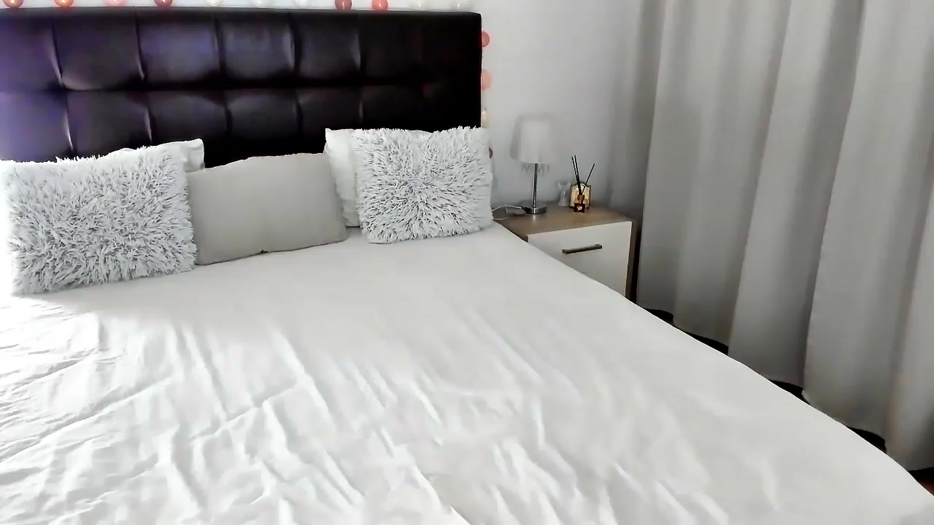 Gallery image thumbnail from Misssophiex's myfreecams stream on, 02/27/2023, 23:28 image 11 of 20