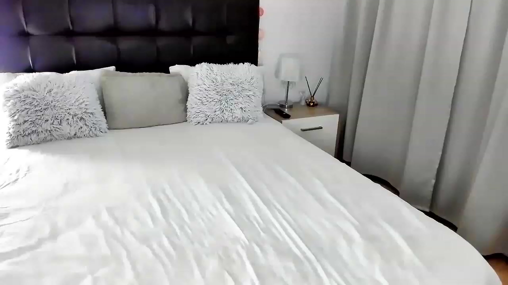 Gallery image thumbnail from Misssophiex's myfreecams stream on, 02/28/2023, 22:06 image 13 of 20