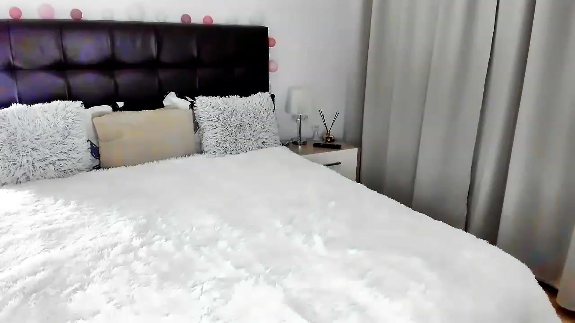 Gallery image thumbnail from Misssophiex's myfreecams stream on, 03/05/2023, 17:58 image 17 of 20