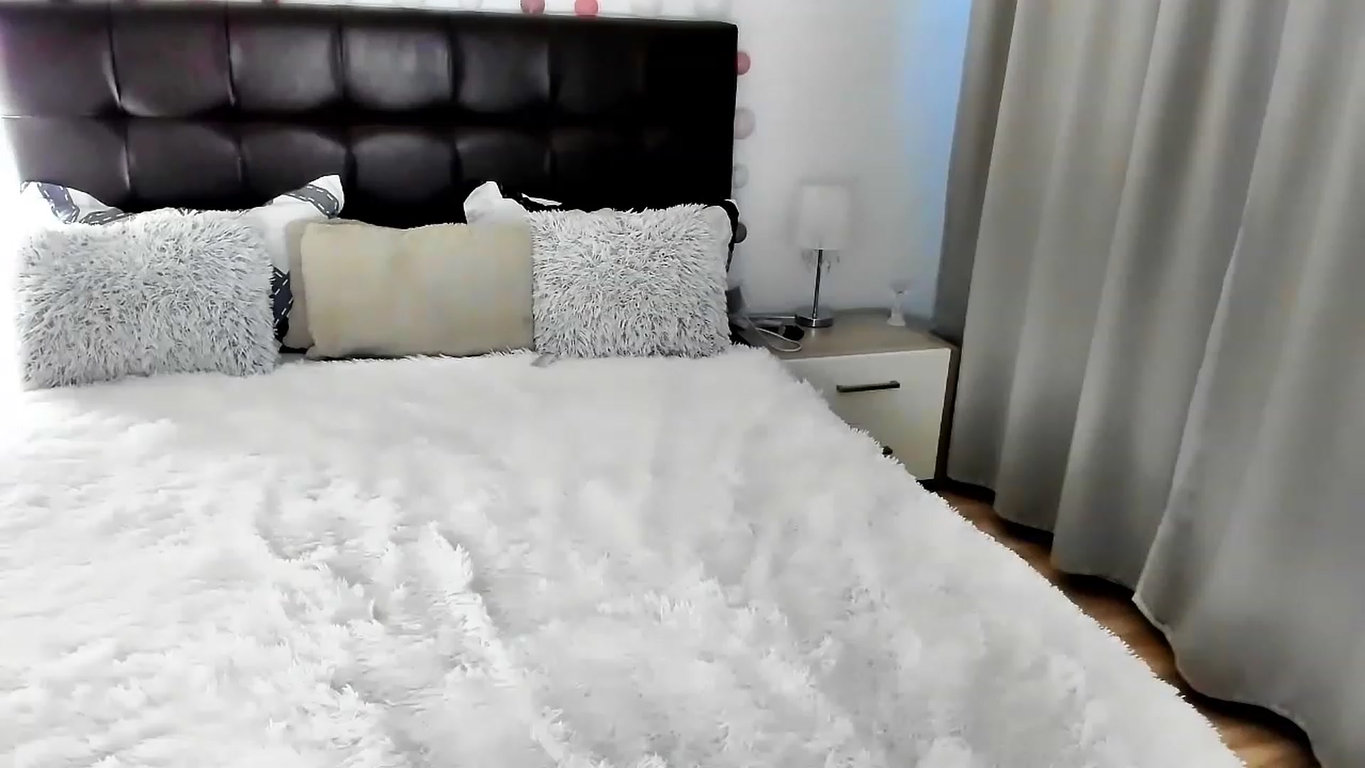 Gallery image thumbnail from Misssophiex's myfreecams stream on, 03/26/2023, 17:02 image 4 of 20
