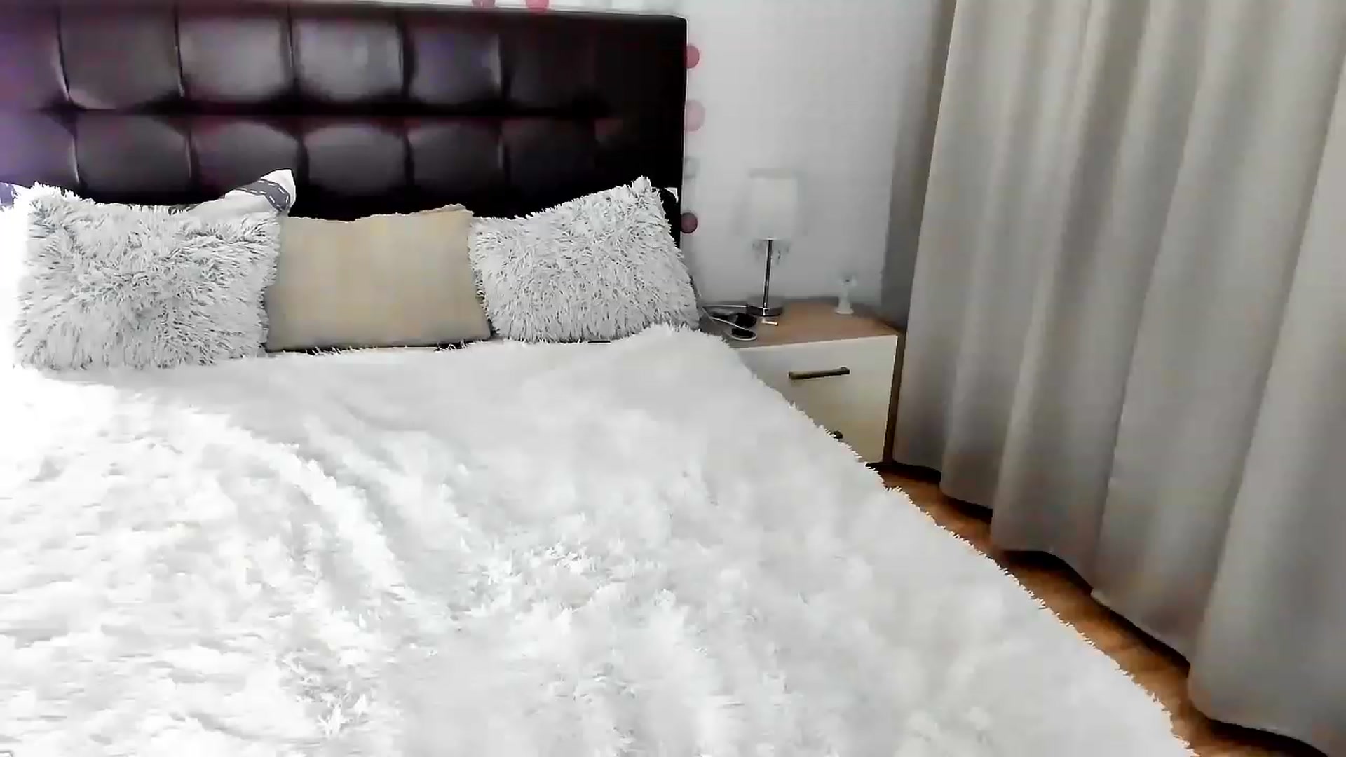 Gallery image thumbnail from Misssophiex's myfreecams stream on, 03/26/2023, 22:28 image 14 of 20