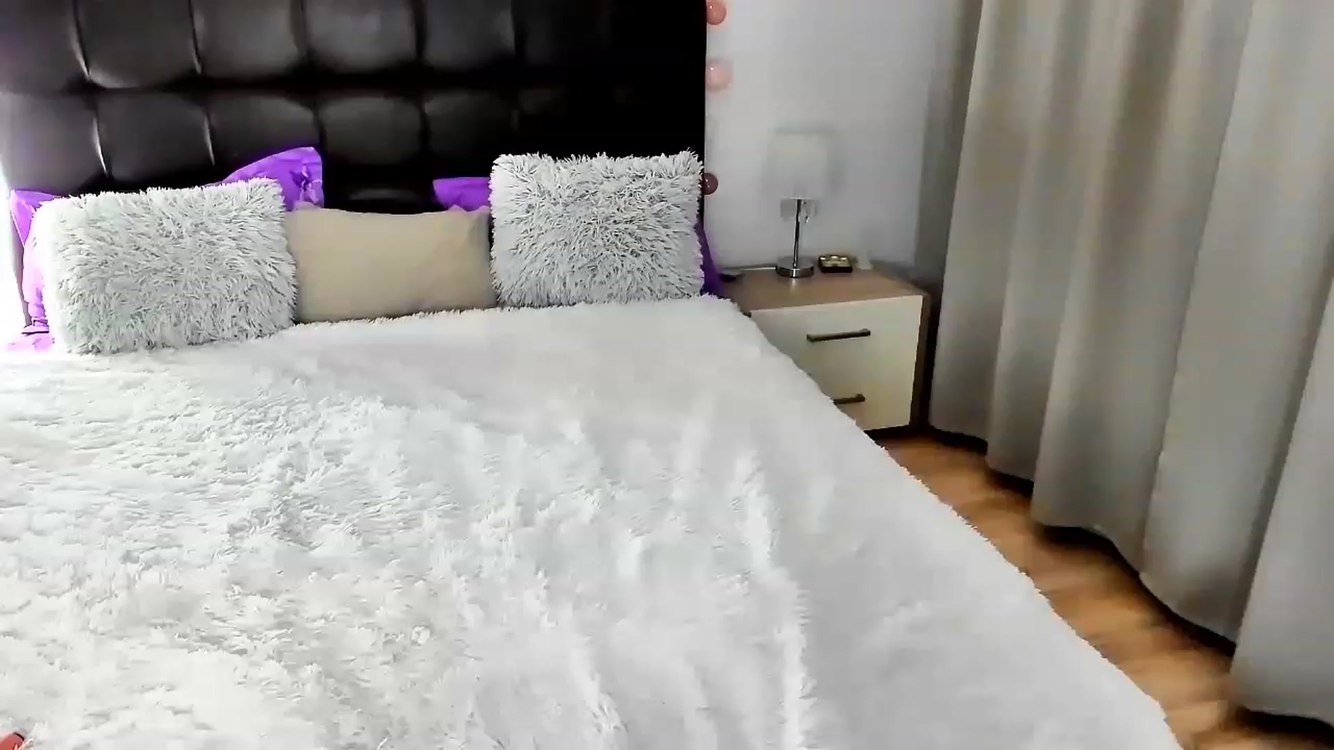 Gallery image thumbnail from Misssophiex's myfreecams stream on, 04/02/2023, 22:41 image 10 of 20