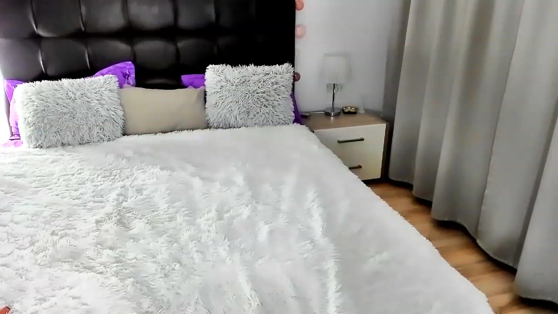 Gallery image thumbnail from Misssophiex's myfreecams stream on, 04/02/2023, 22:41 image 11 of 20