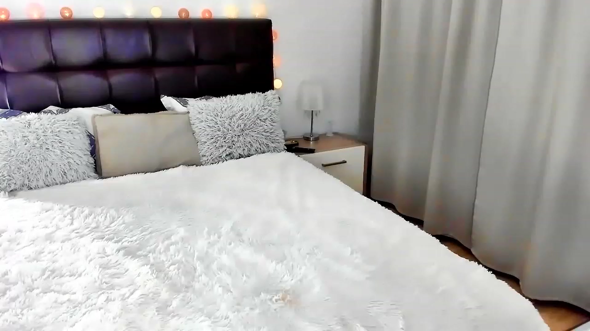Gallery image thumbnail from Misssophiex's myfreecams stream on, 04/25/2023, 23:10 image 10 of 20