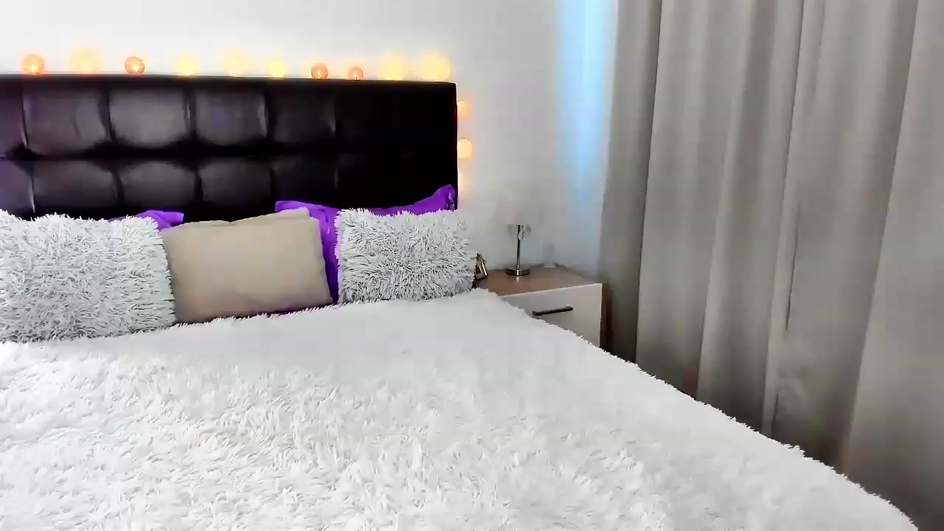 Gallery image thumbnail from Misssophiex's myfreecams stream on, 05/20/2023, 15:12 image 20 of 20