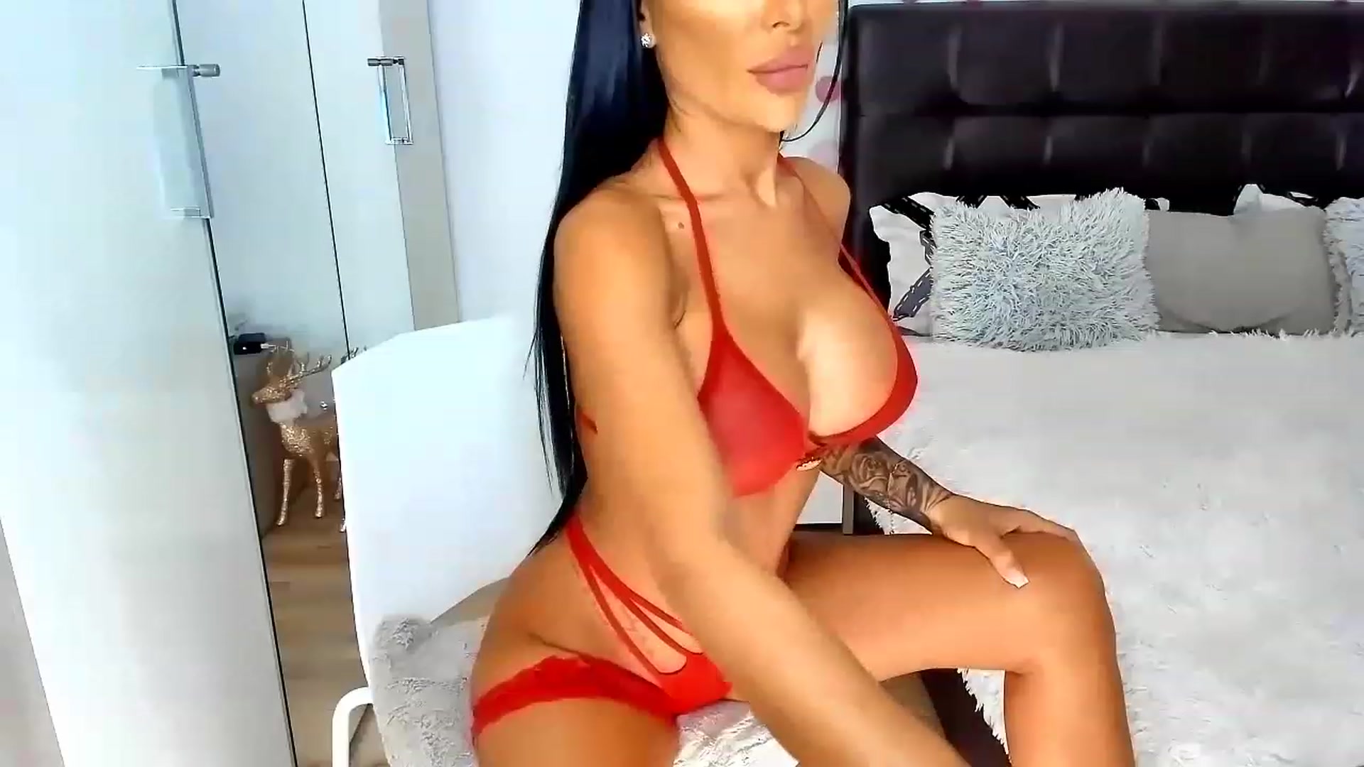 Gallery image thumbnail from Misssophiex's myfreecams stream on, 05/30/2023, 20:57 image 16 of 20