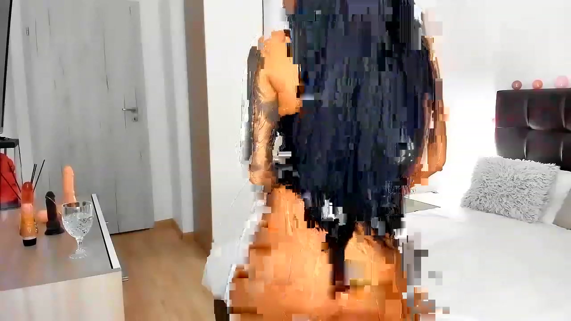 Gallery image thumbnail from Misssophiex's myfreecams stream on, 06/26/2023, 21:10 image 14 of 20