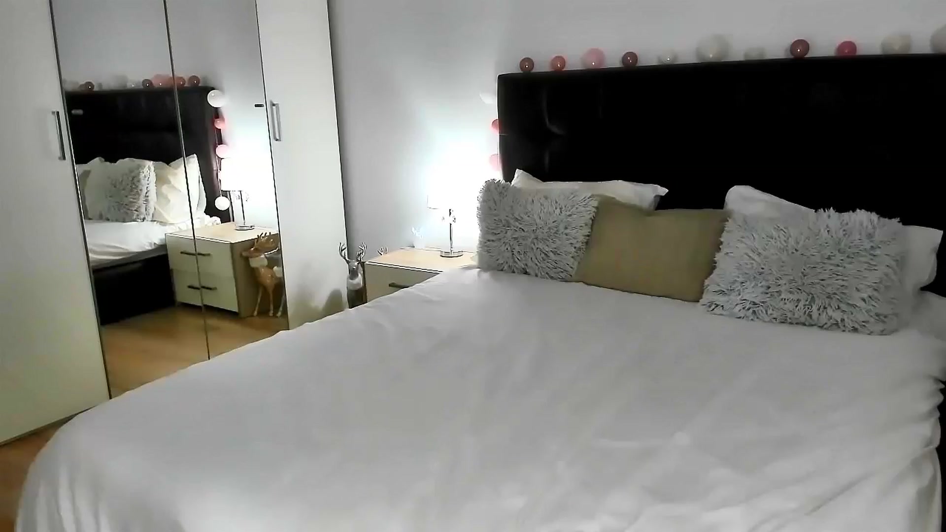 Gallery image thumbnail from Misssophiex's myfreecams stream on, 07/01/2023, 23:41 image 13 of 20