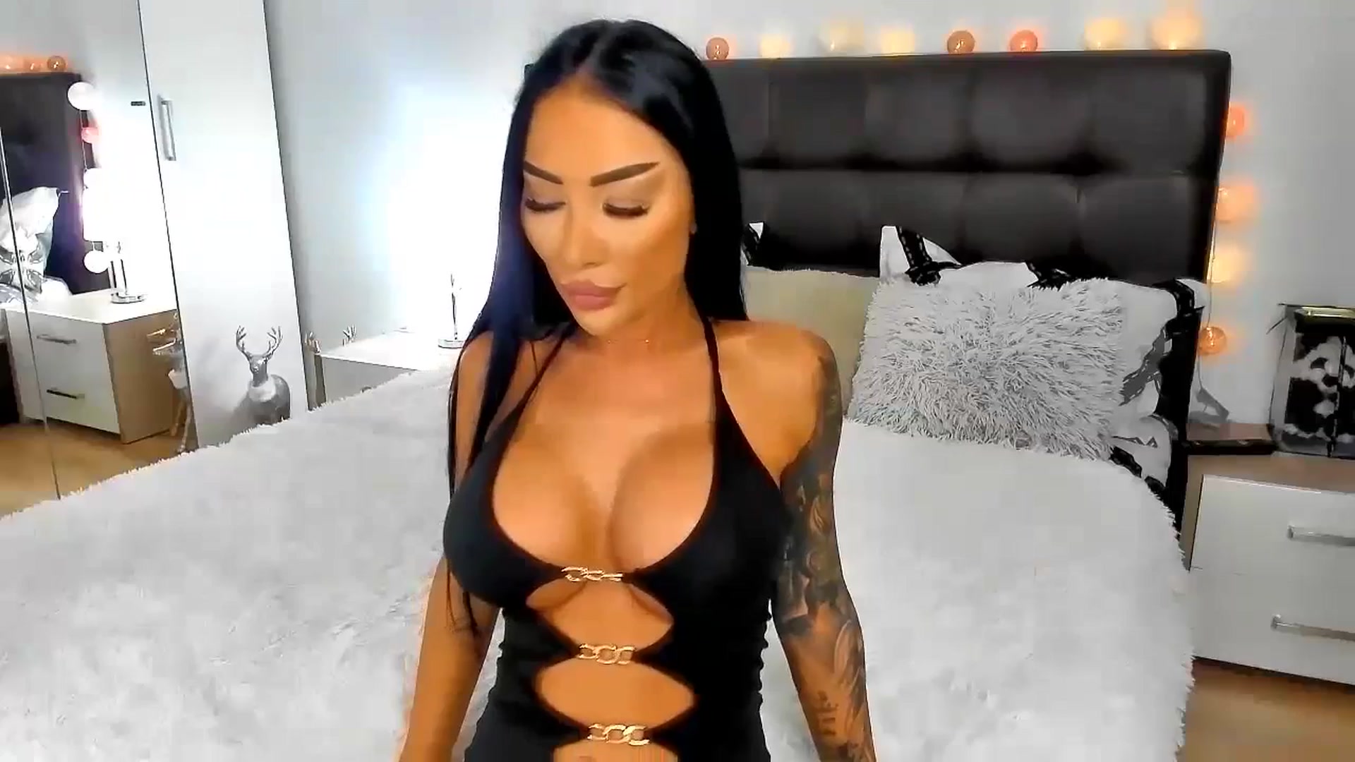 Gallery image thumbnail from Misssophiex's myfreecams stream on, 07/05/2023, 16:12 image 12 of 20