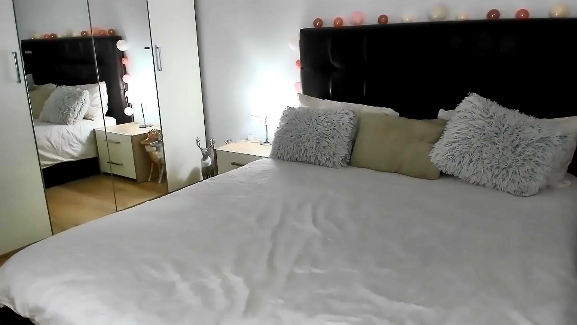 Gallery image thumbnail from Misssophiex's myfreecams stream on, 07/12/2023, 24:01 image 4 of 20
