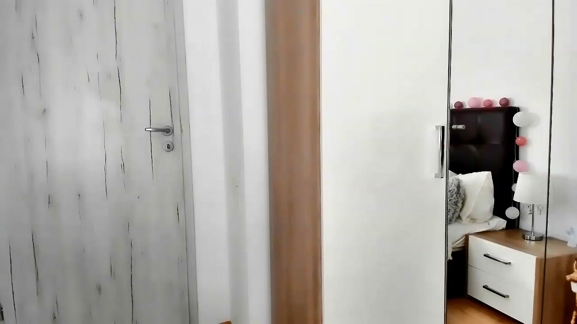 Gallery image thumbnail from Misssophiex's myfreecams stream on, 07/24/2023, 21:02 image 17 of 20