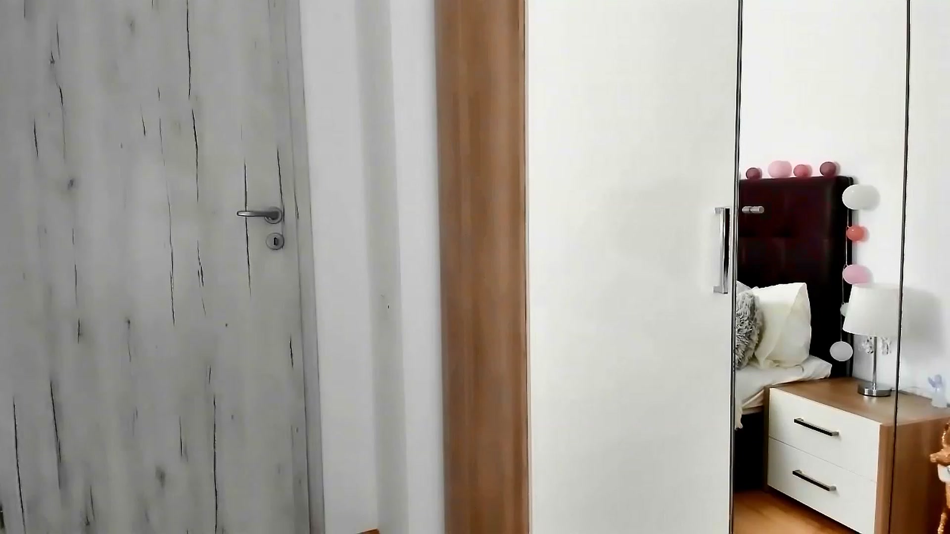 Gallery image thumbnail from Misssophiex's myfreecams stream on, 07/24/2023, 21:02 image 15 of 20