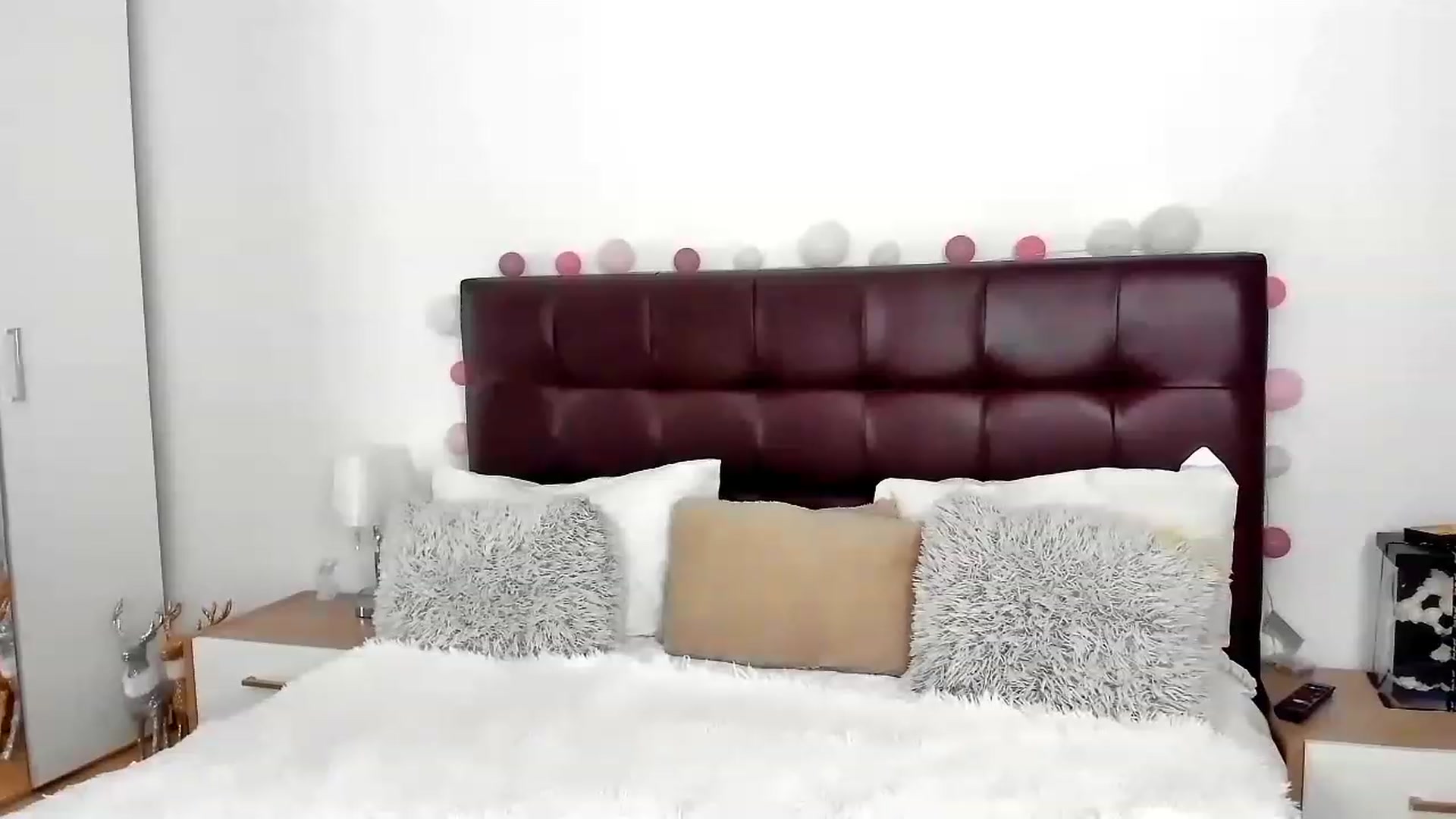 Gallery image thumbnail from Misssophiex's myfreecams stream on, 07/24/2023, 21:02 image 18 of 20
