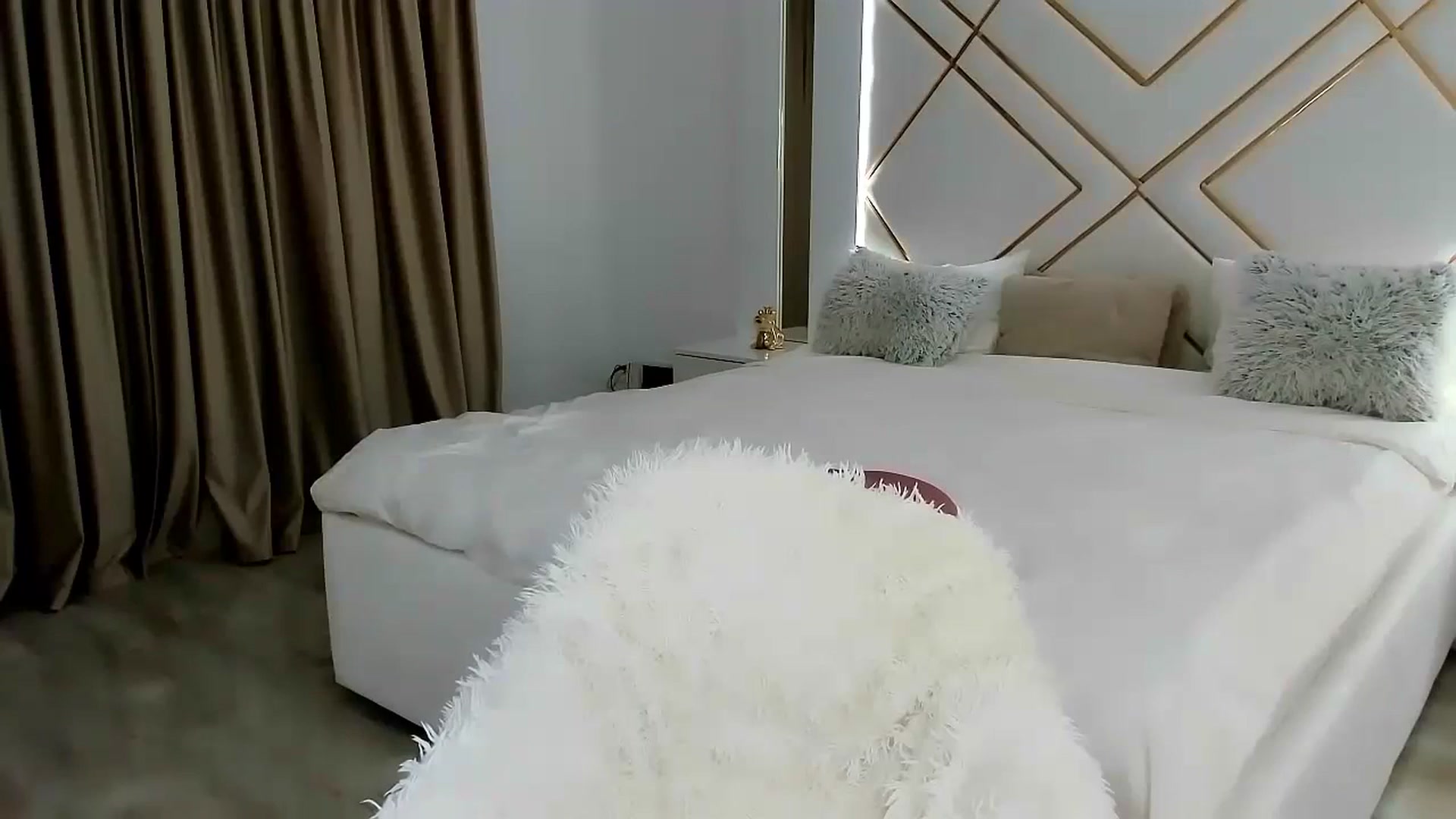 Gallery image thumbnail from Misssophiex's myfreecams stream on, 09/22/2023, 16:43 image 15 of 20