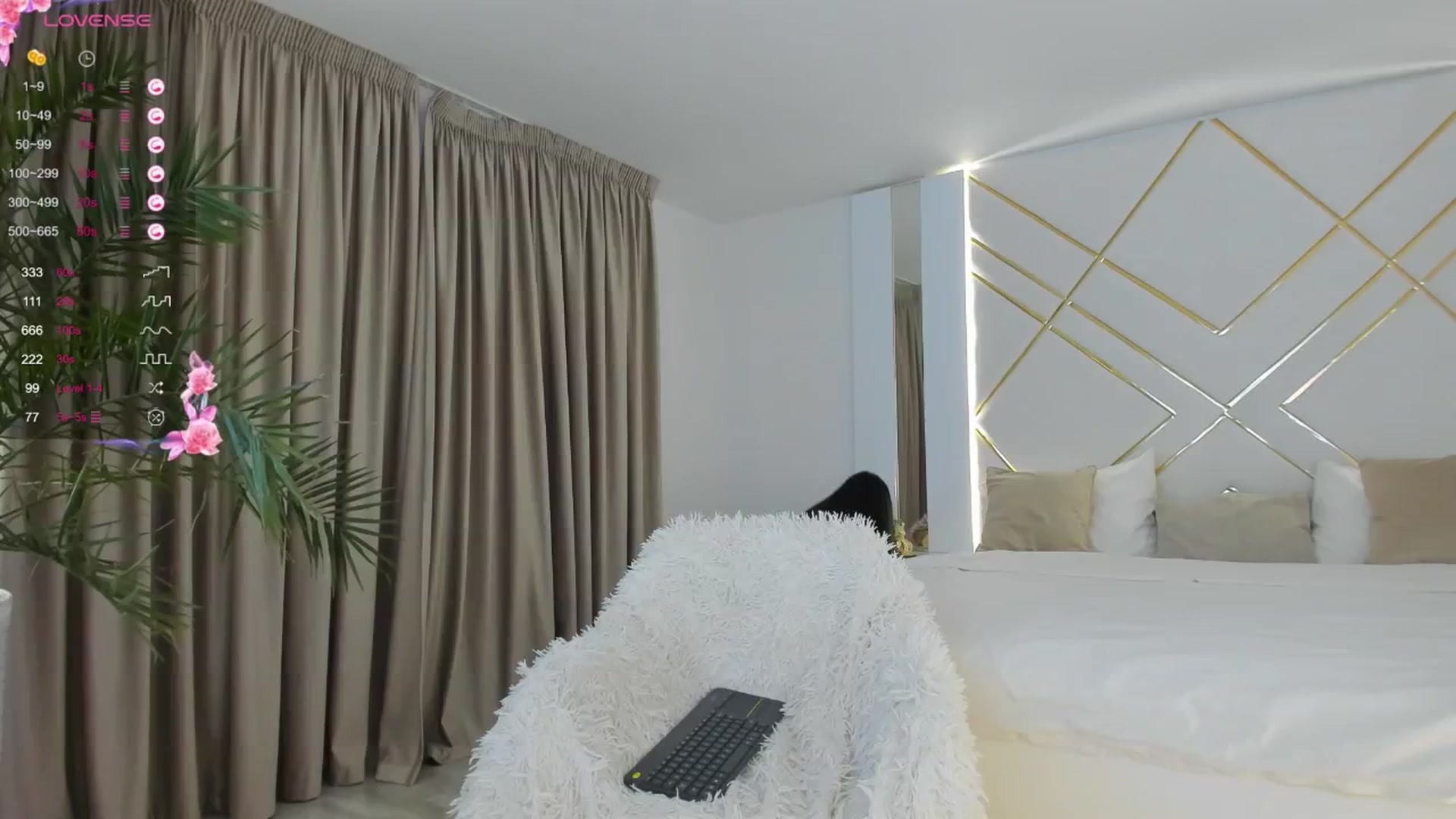 Gallery image thumbnail from Misssophiex's myfreecams stream on, 06/04/2024, 18:13 image 20 of 20