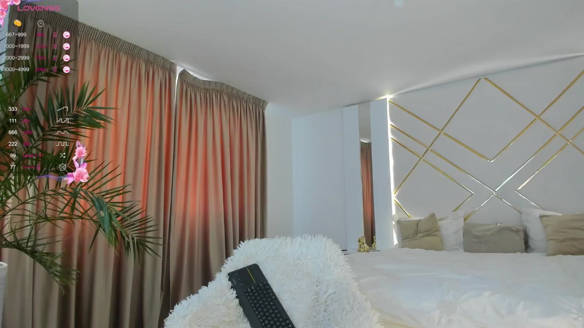 Gallery image thumbnail from Misssophiex's myfreecams stream on, 06/10/2024, 18:08 image 10 of 20