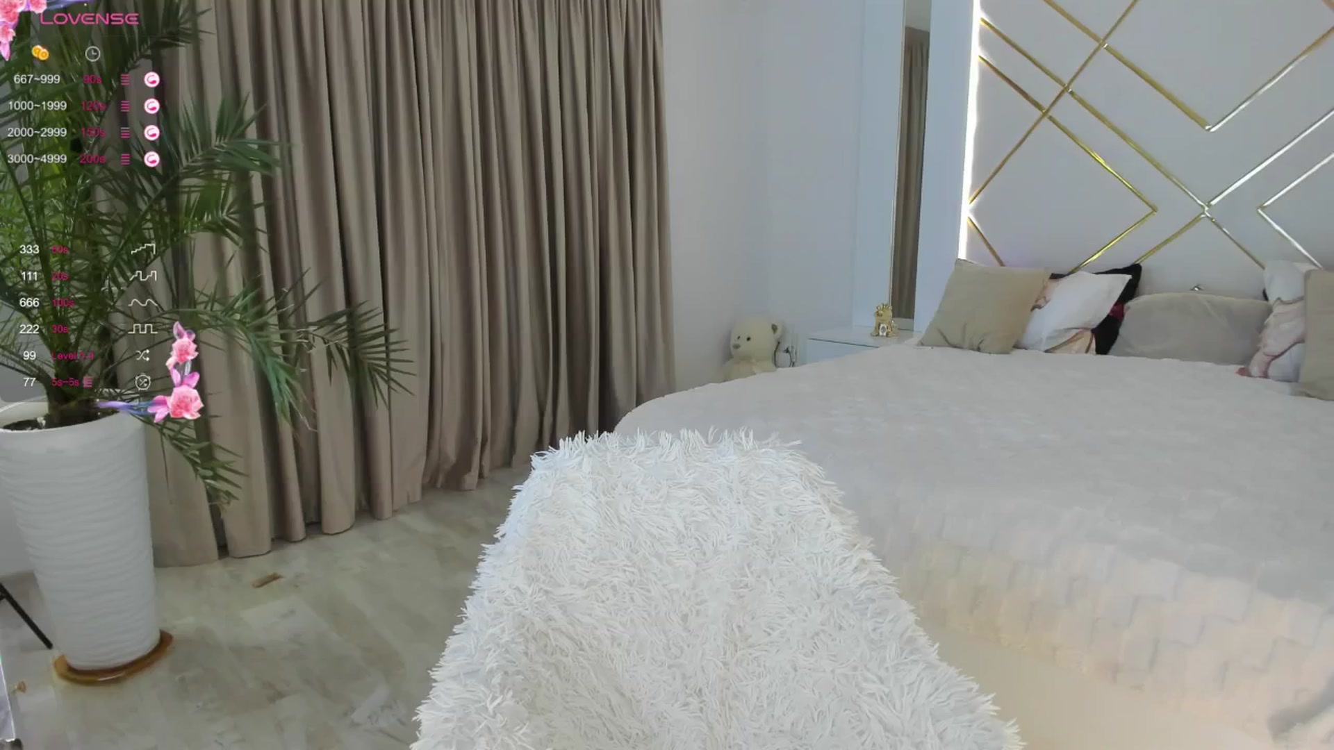 Gallery image thumbnail from Misssophiex's myfreecams stream on, 09/09/2024, 19:21 image 14 of 20