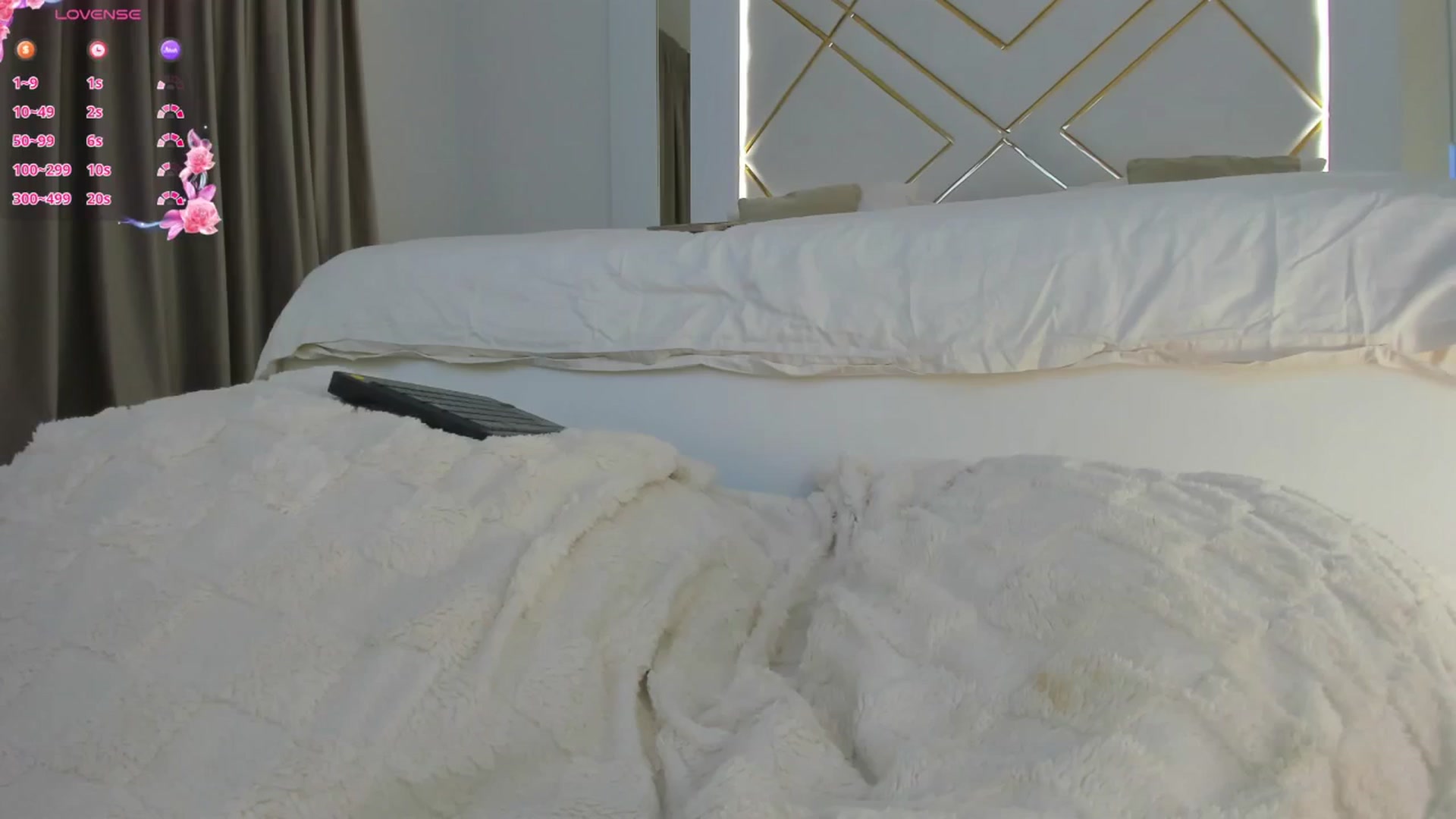 Gallery image thumbnail from Misssophiex's myfreecams stream on, 10/01/2024, 18:42 image 7 of 20