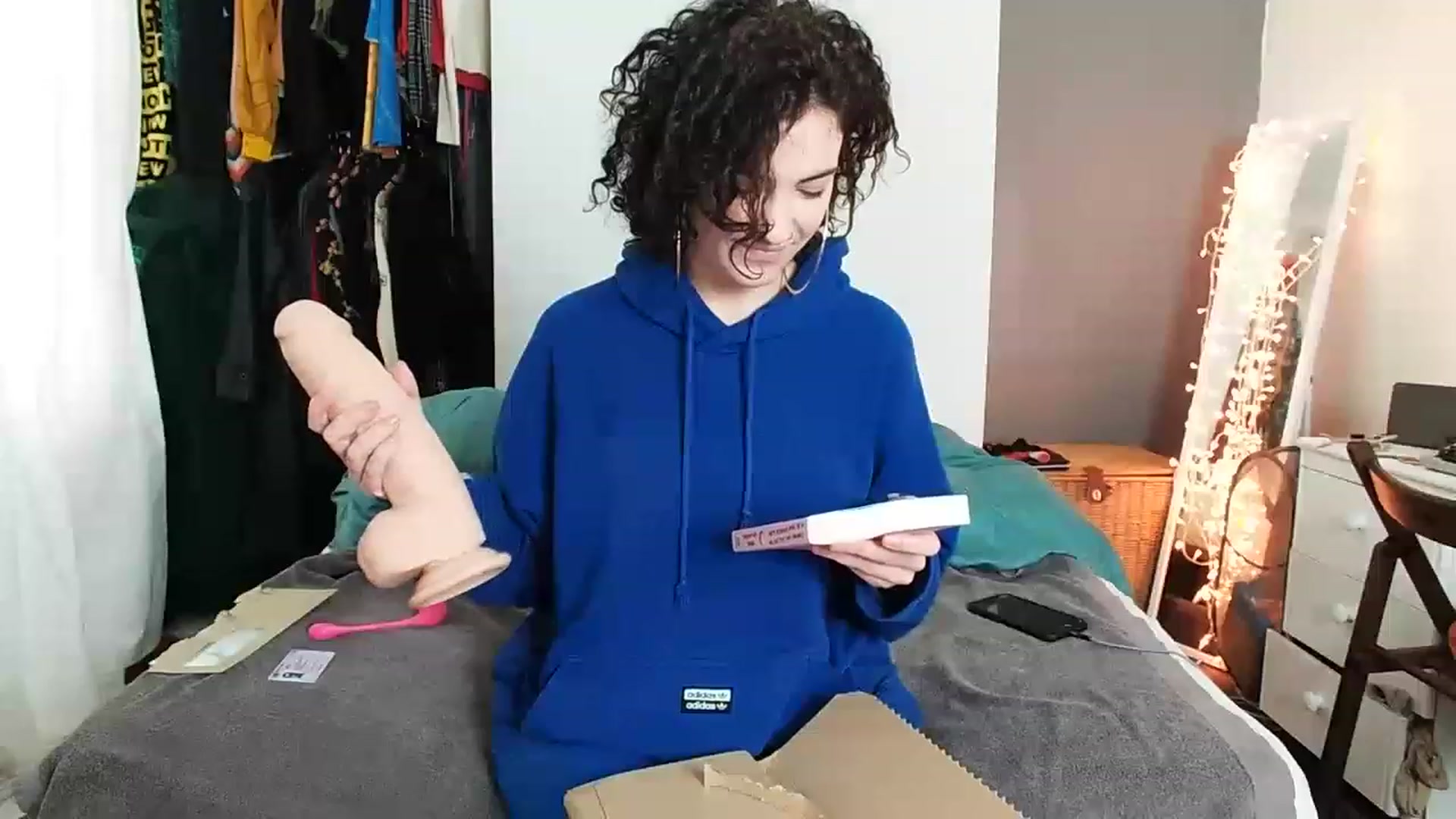 Gallery image thumbnail from MissyBlue's myfreecams stream on, 01/12/2023, 12:42 image 2 of 20