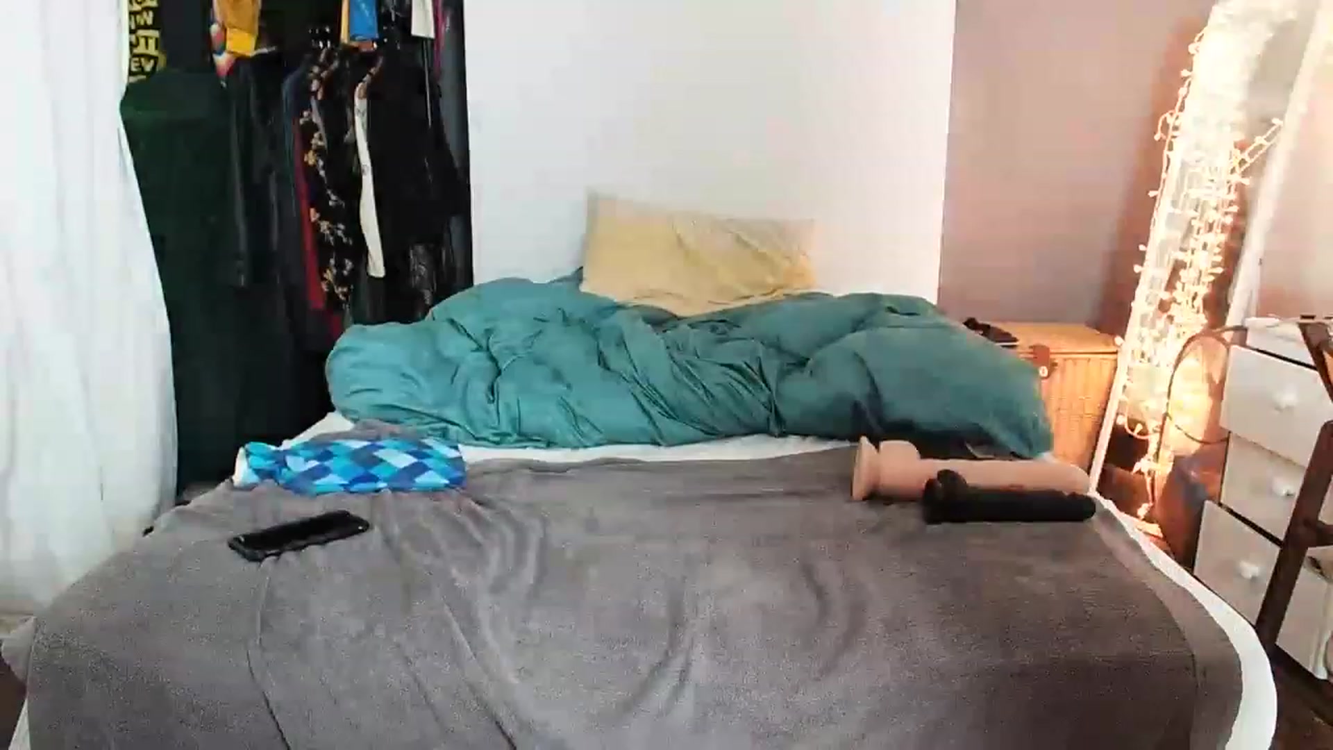 Gallery image thumbnail from MissyBlue's myfreecams stream on, 01/12/2023, 17:51 image 11 of 20
