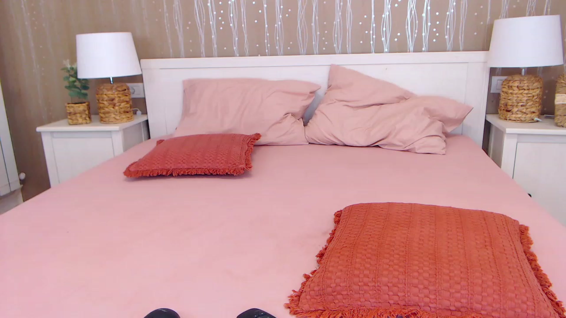 Gallery image thumbnail from MissyHot000's myfreecams stream on, 03/08/2023, 11:29 image 4 of 20