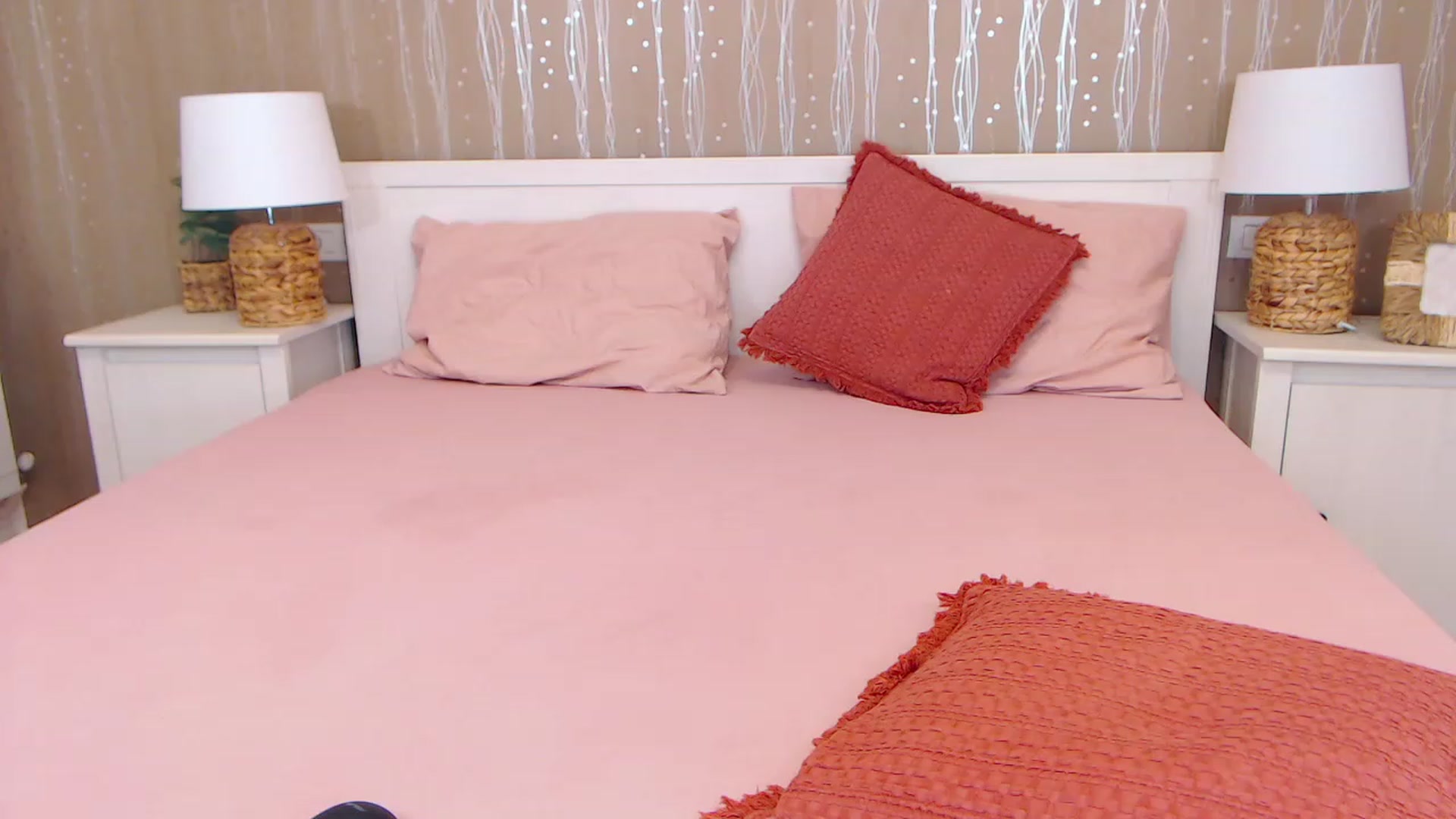 Gallery image thumbnail from MissyHot000's myfreecams stream on, 03/25/2023, 10:38 image 1 of 20