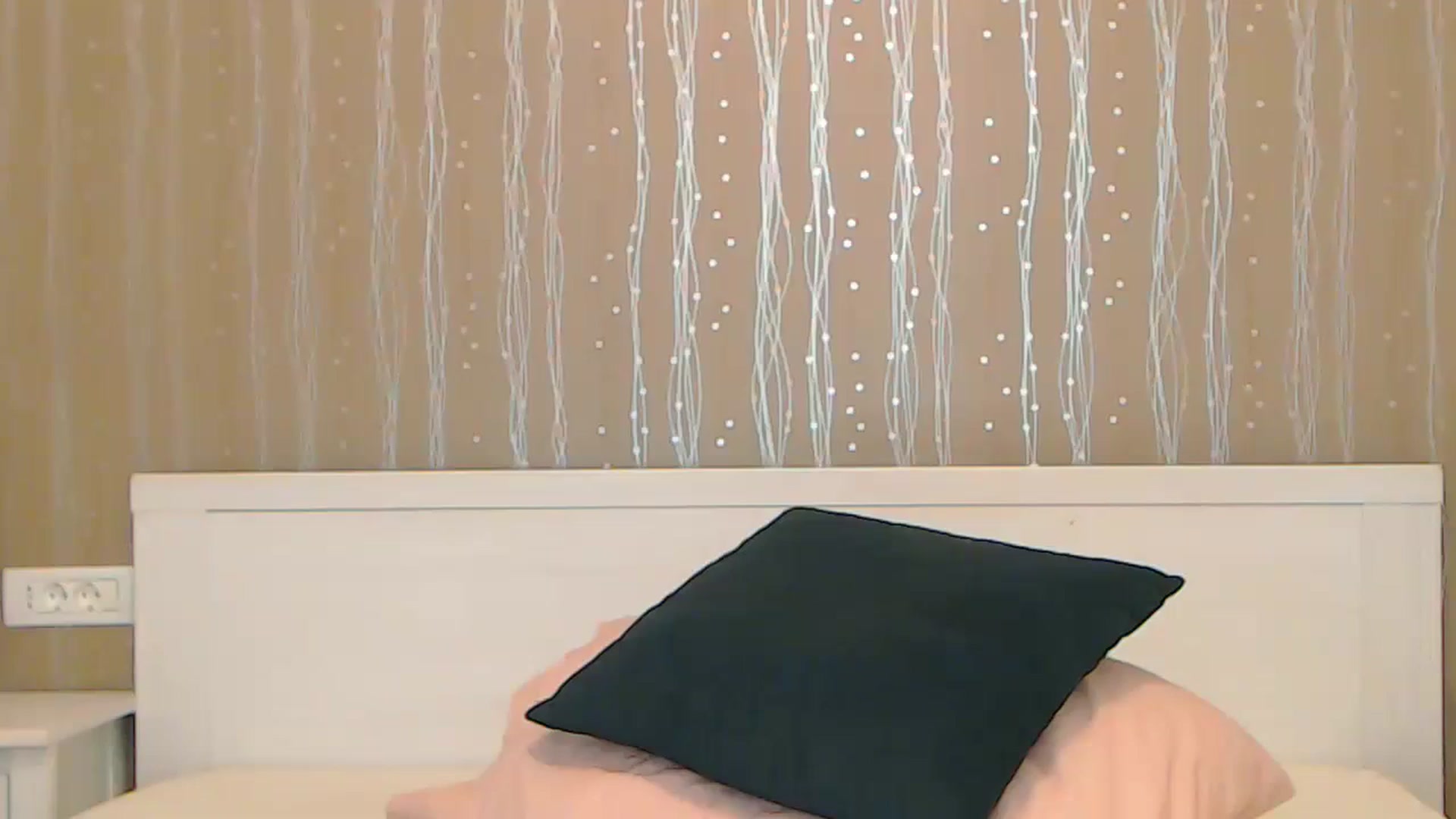 Gallery image thumbnail from MissyHot000's myfreecams stream on, 12/04/2023, 13:42 image 12 of 20